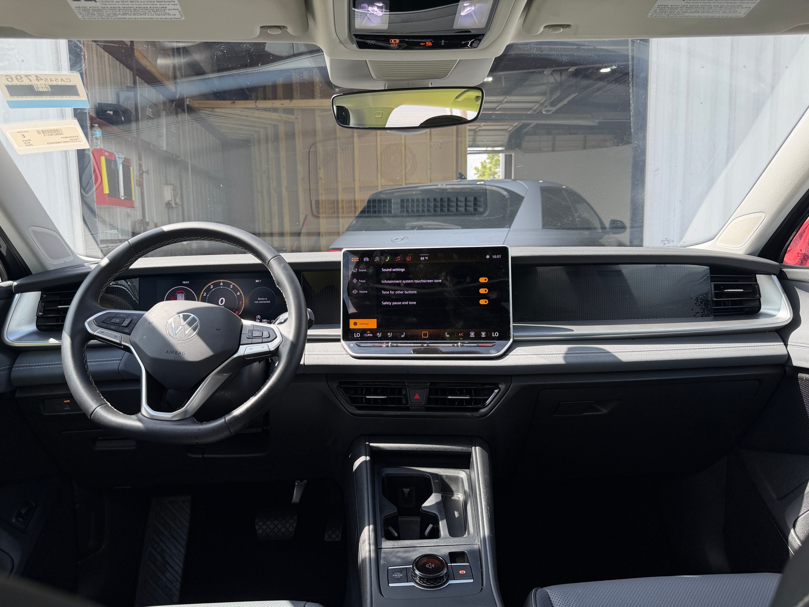 Thumbnail: 2026 Volkswagen Tiguan - 2