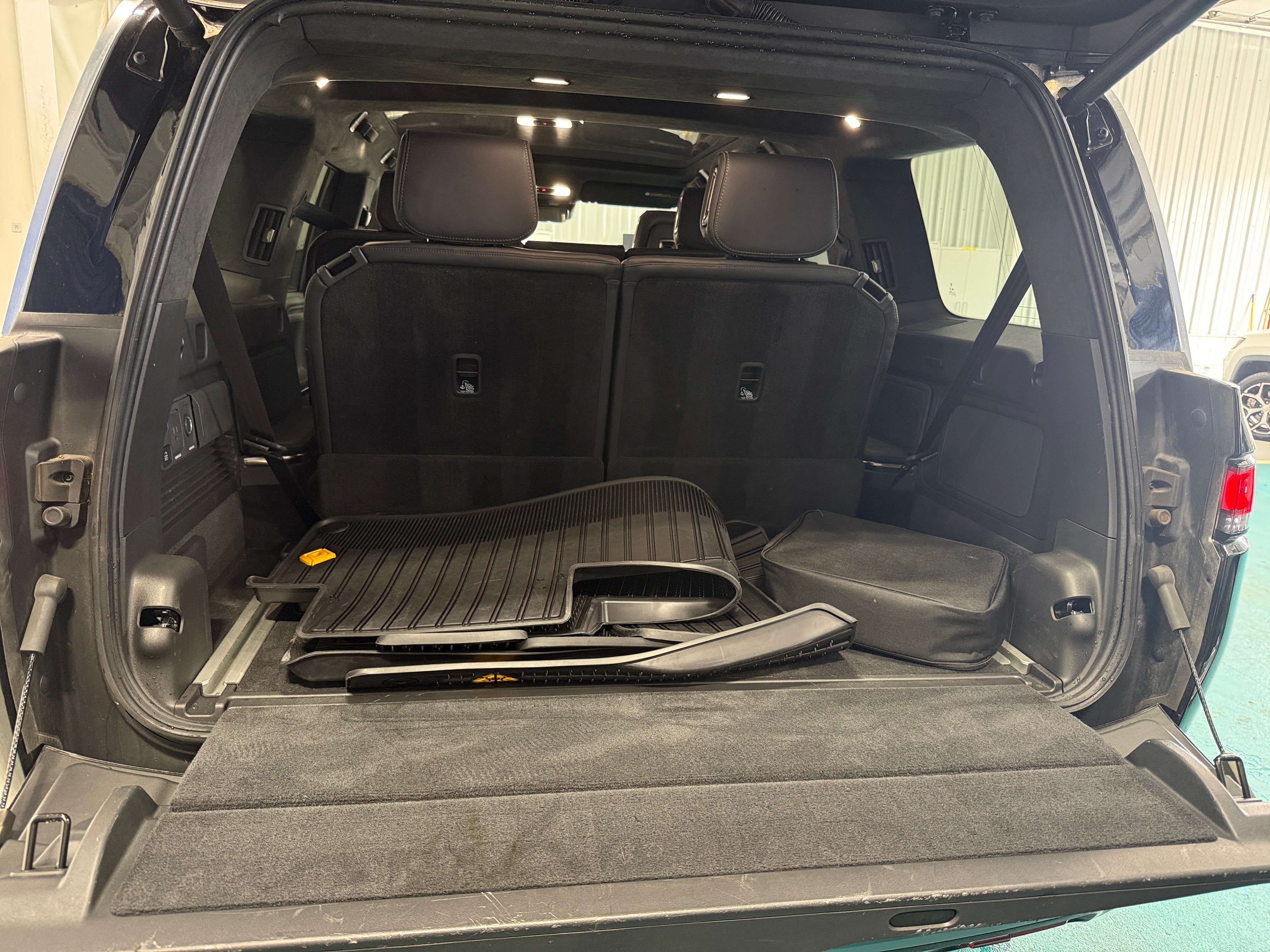 Used 2024 Rivian R1S Adventure with VIN 7PDSGABA5RN045248 for sale in Auburn, WA