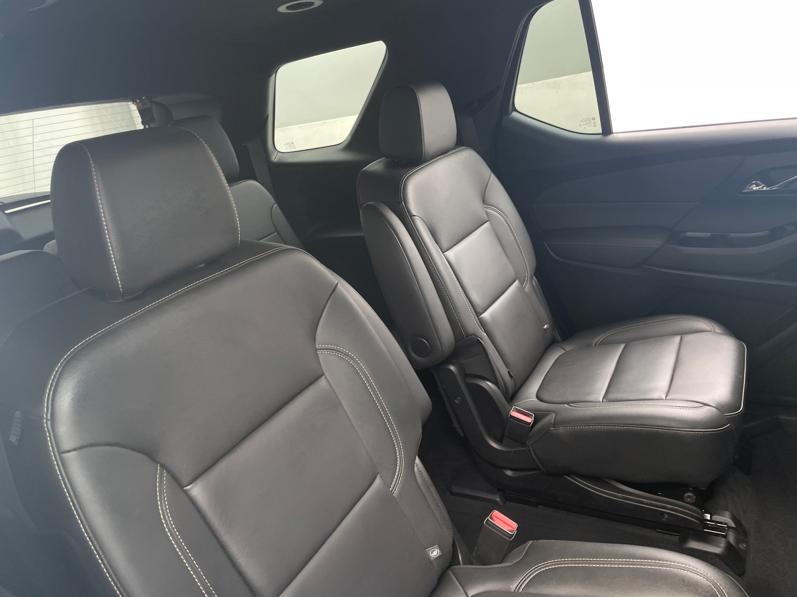 Thumbnail: 2023 Chevrolet Traverse - 5