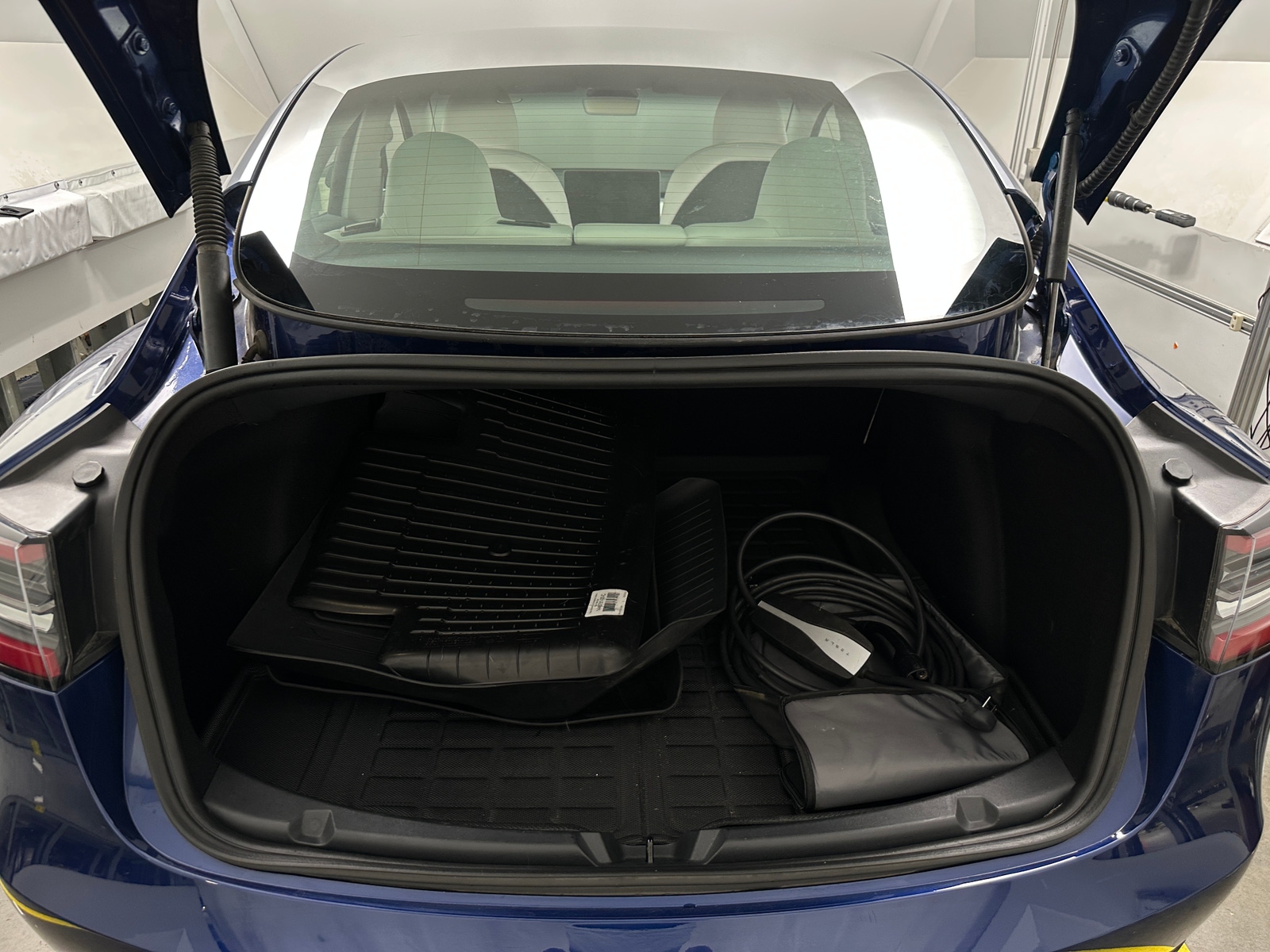 Thumbnail: 2023 Tesla Model 3 - 6