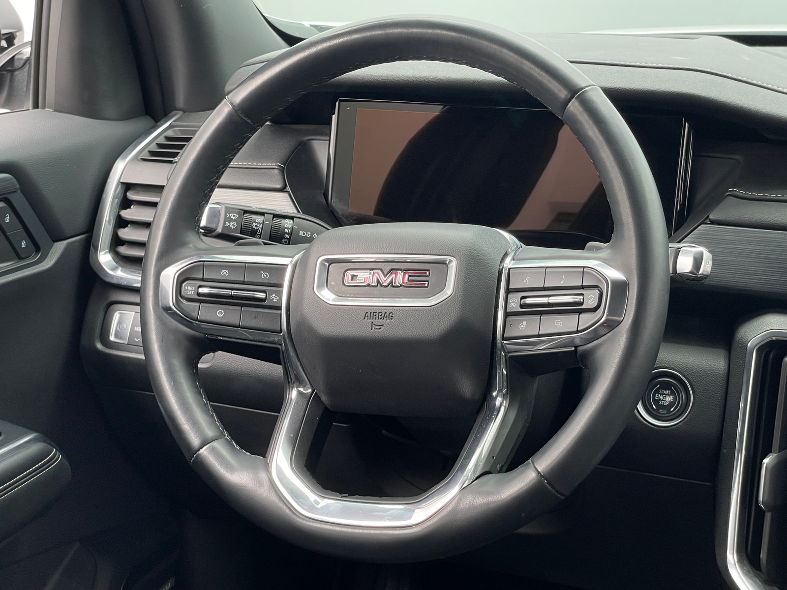 Thumbnail: 2024 GMC Acadia - 4