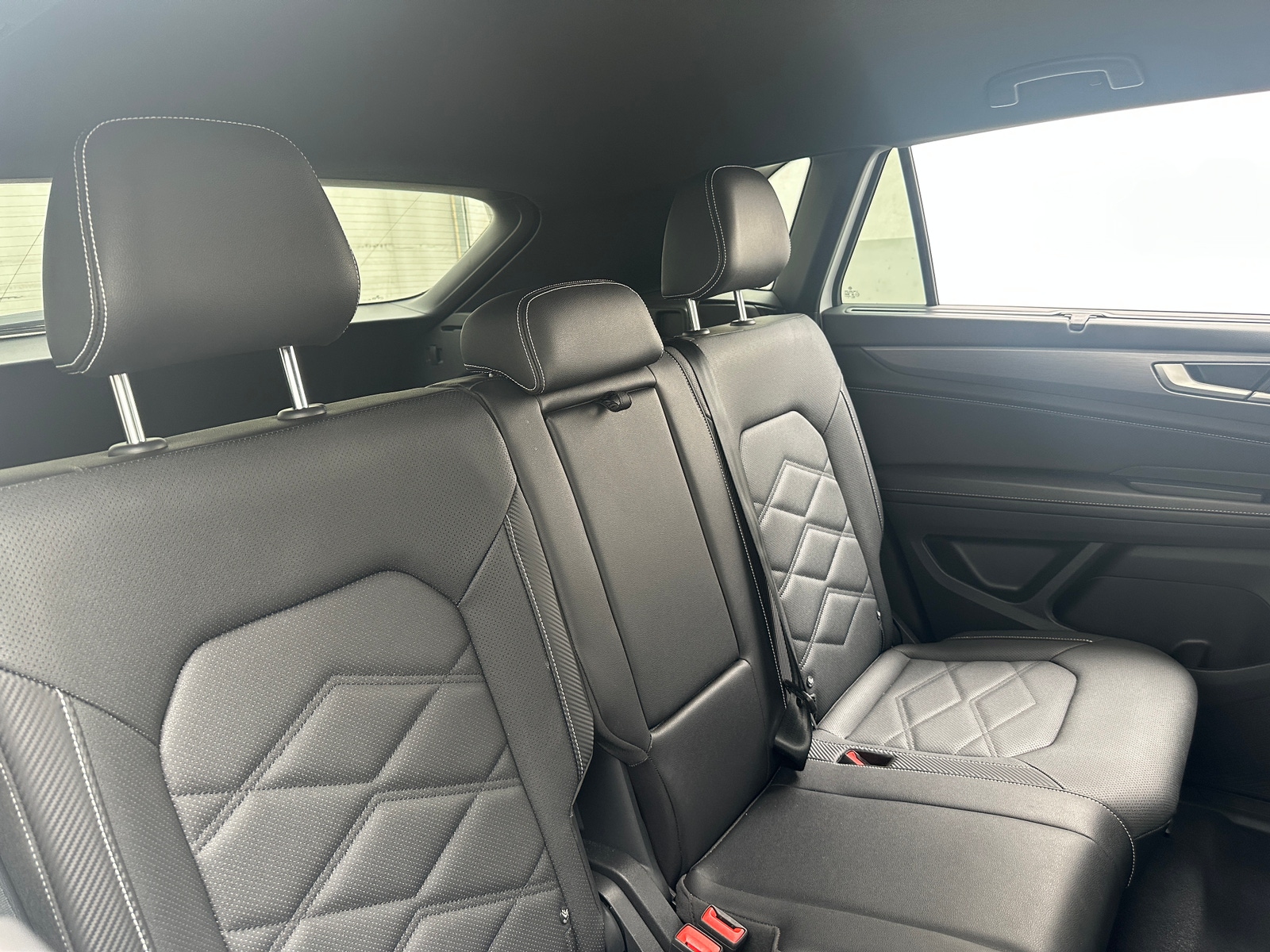 Thumbnail: 2026 Volkswagen Atlas - 5