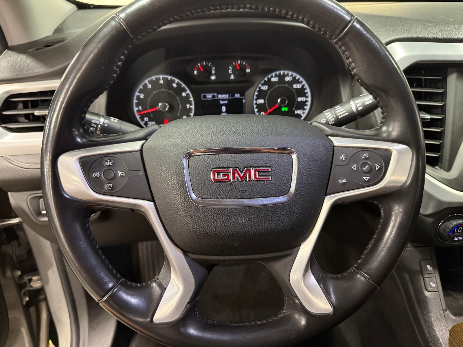 Thumbnail: 2019 GMC Acadia - 5