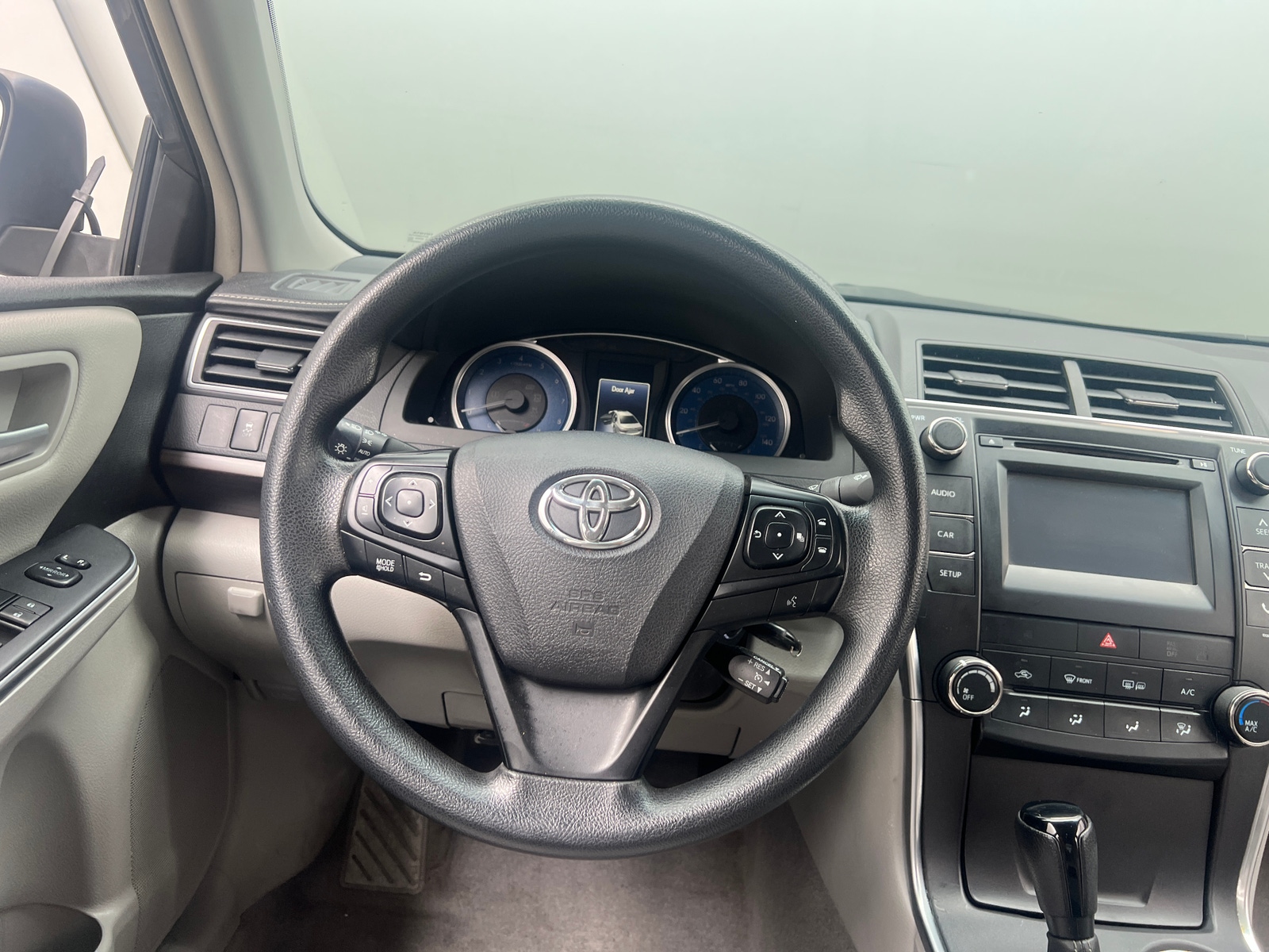 Thumbnail: 2017 Toyota Camry - 5