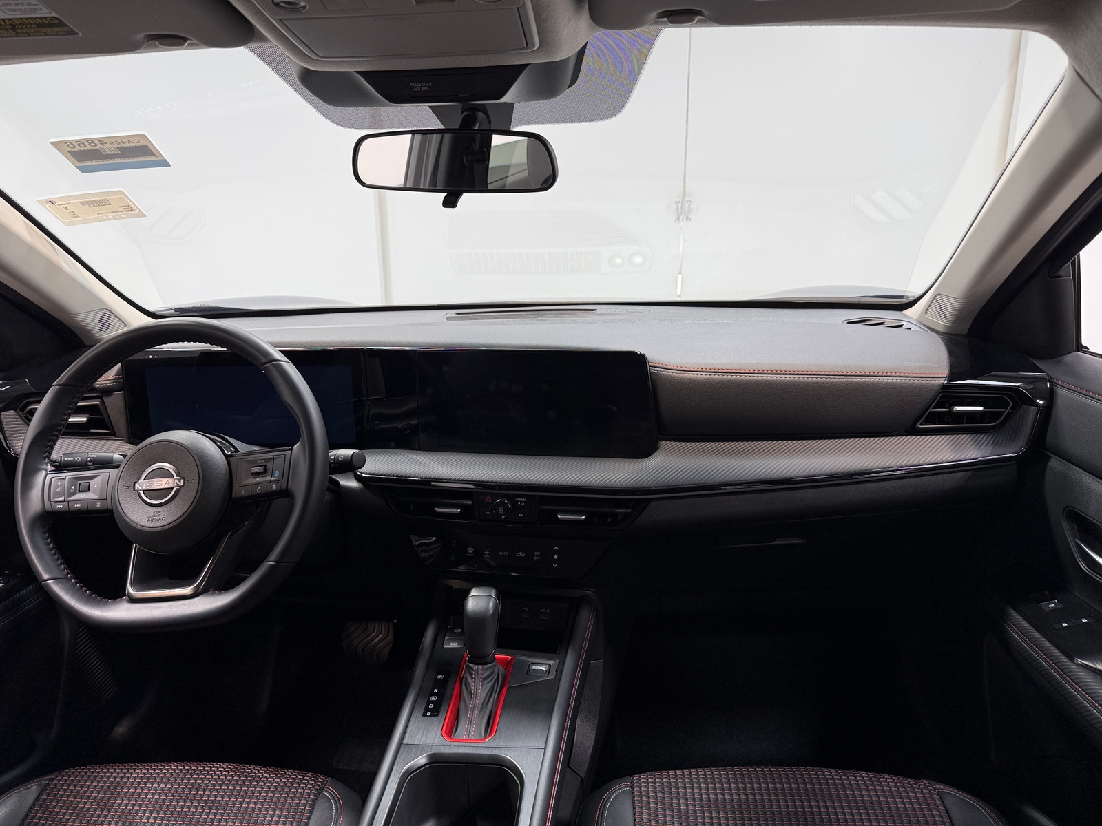 Thumbnail: 2025 Nissan Kicks - 2