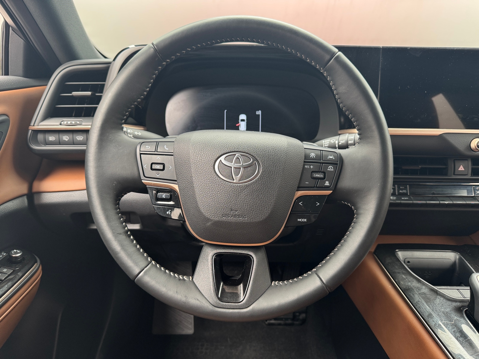 Thumbnail: 2025 Toyota Crown Signia - 4