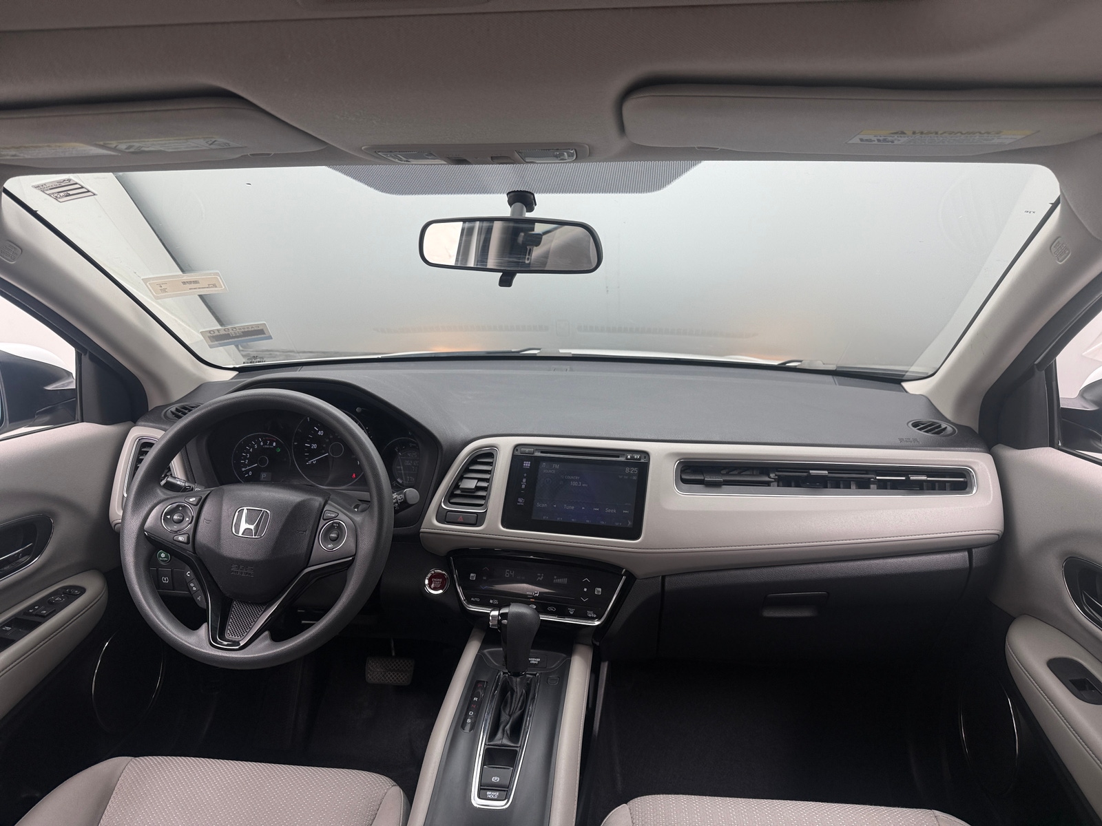 Thumbnail: 2017 Honda HR-V - 3