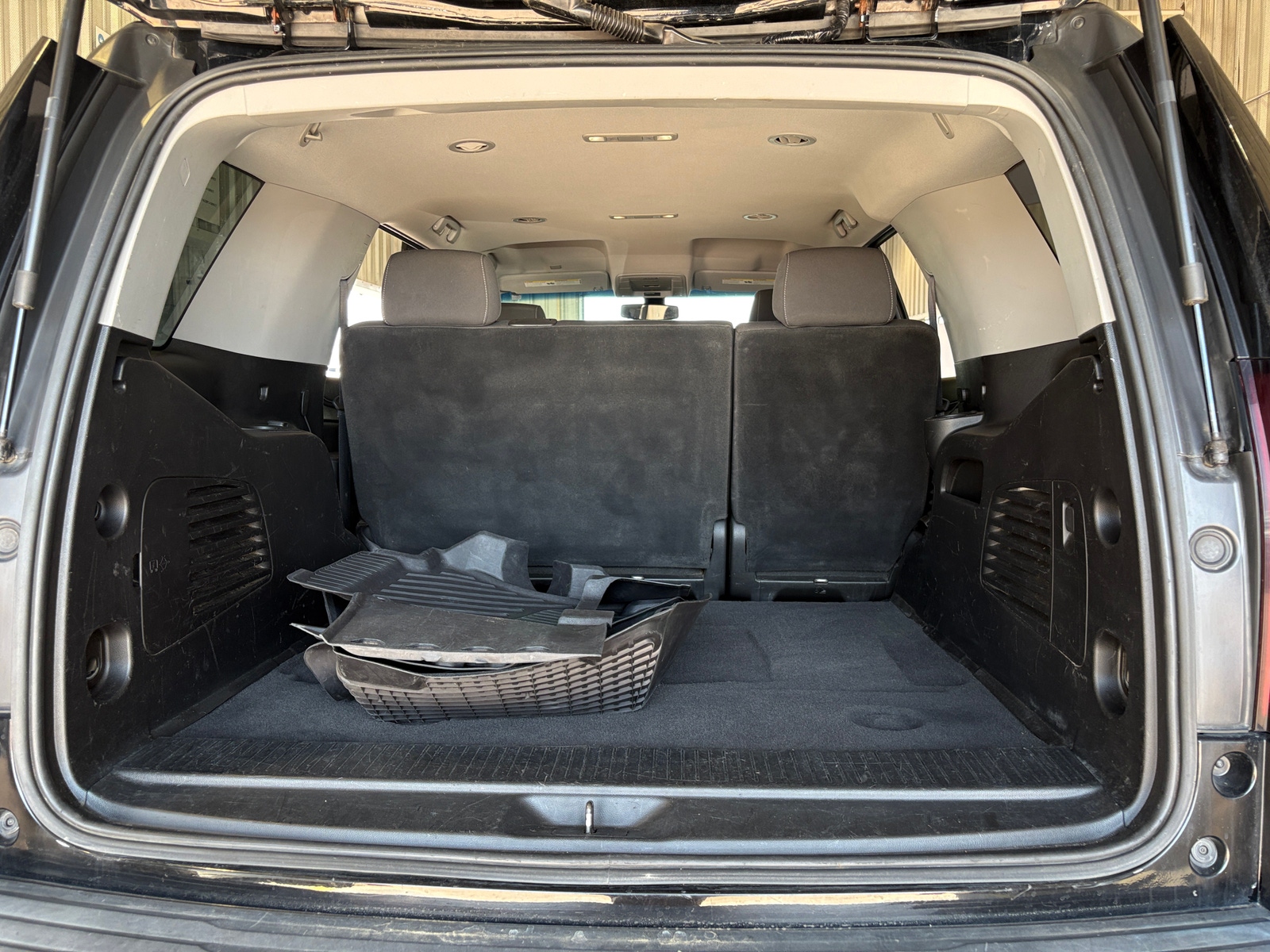 Thumbnail: 2019 Chevrolet Tahoe - 7