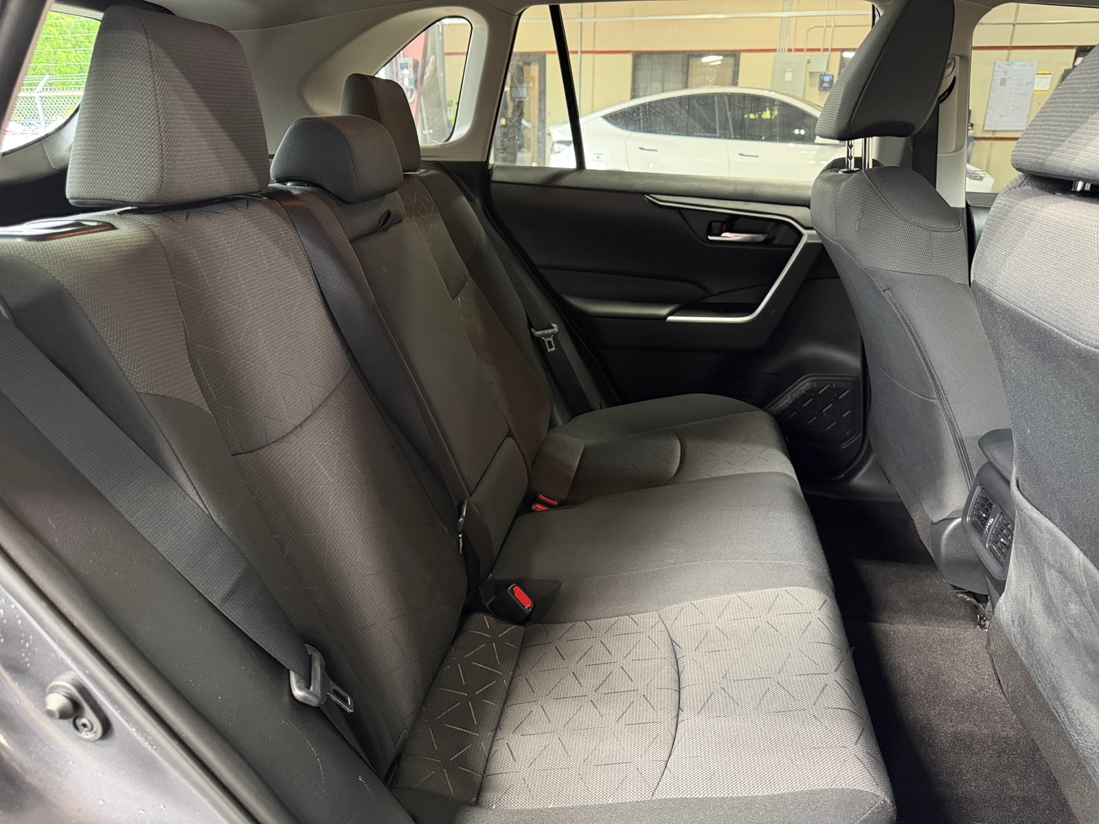 Thumbnail: 2021 Toyota RAV4 - 6