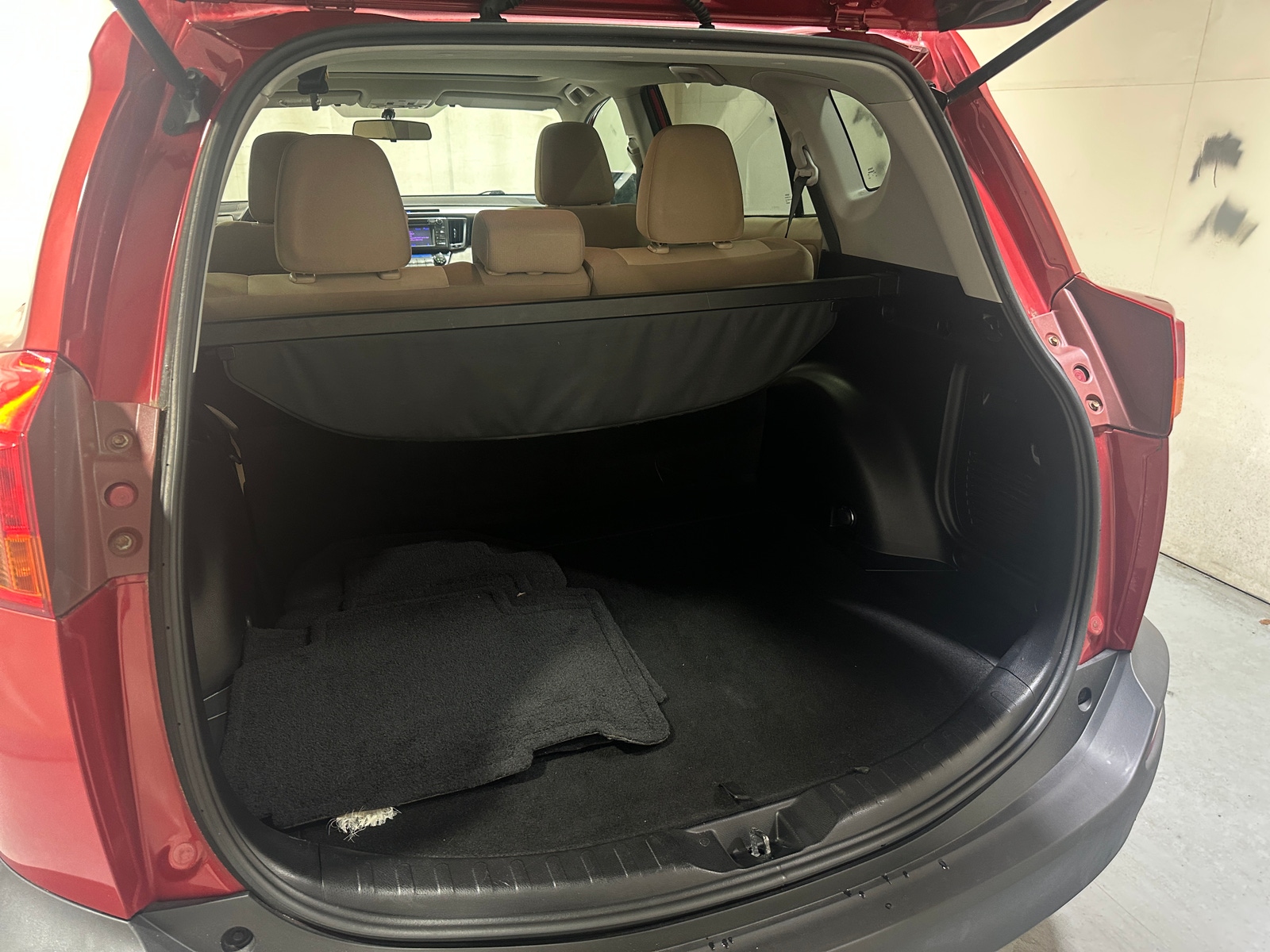 Thumbnail: 2013 Toyota RAV4 - 6