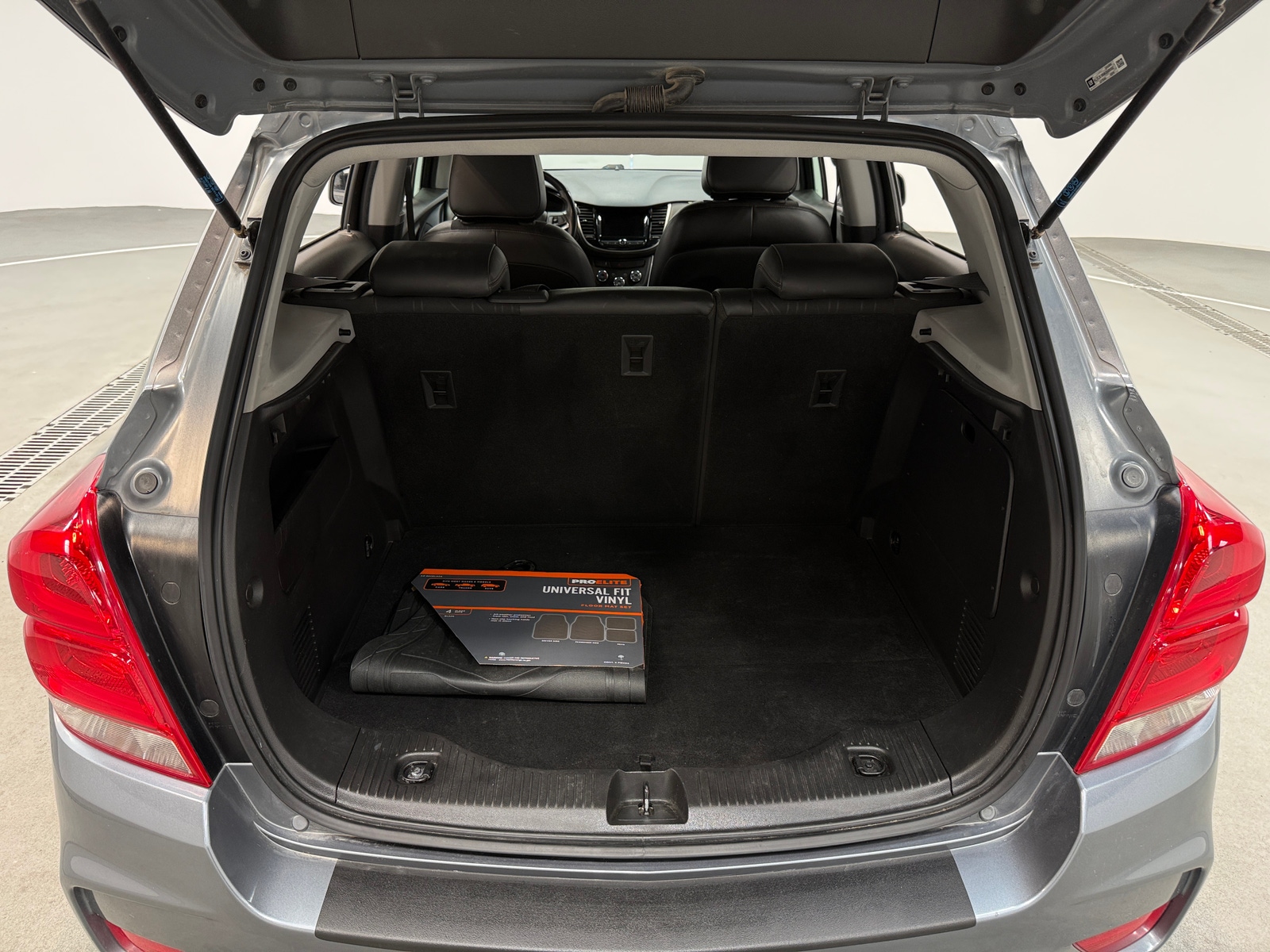 Thumbnail: 2019 Chevrolet Trax - 6