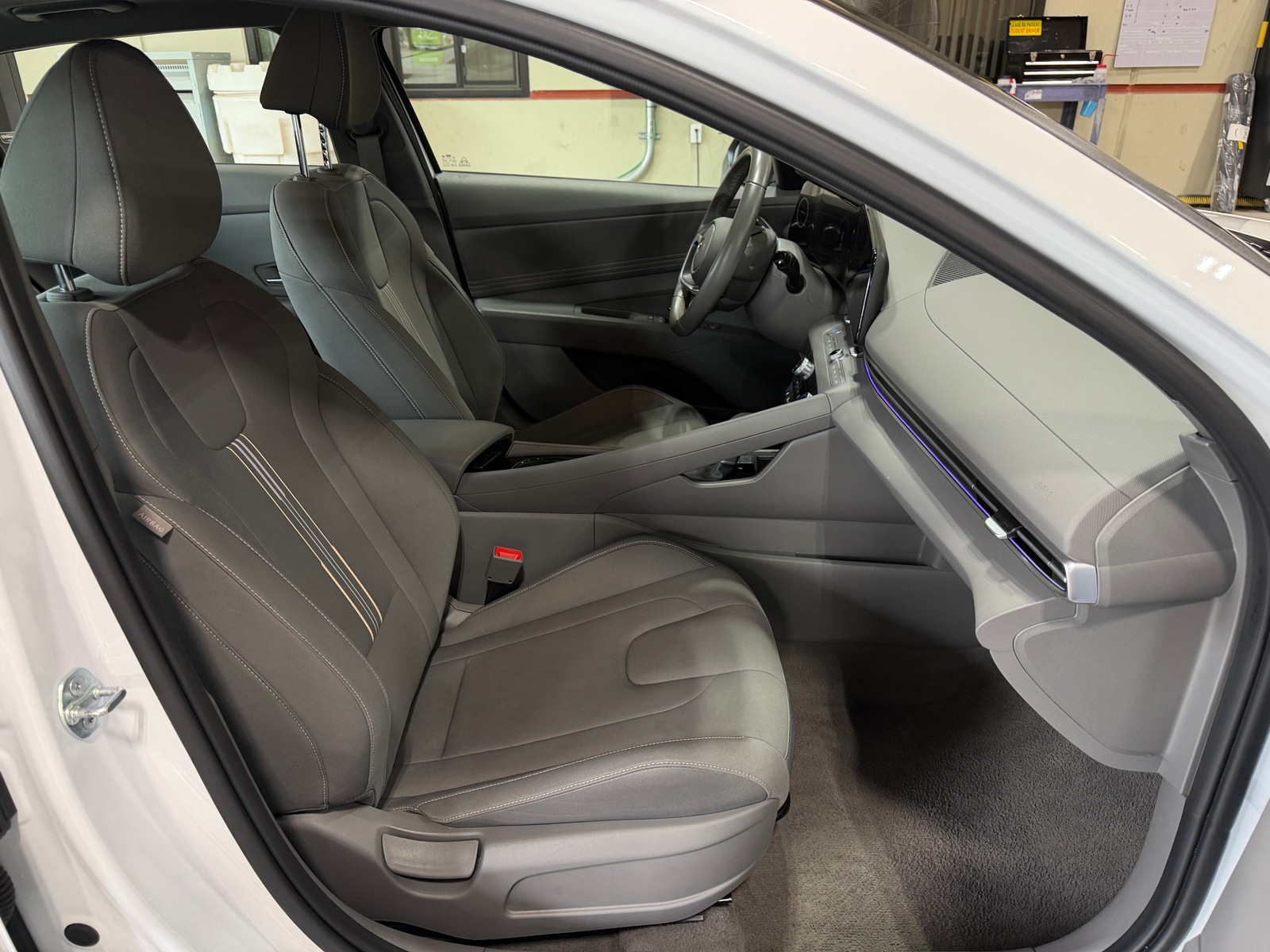 Thumbnail: 2025 Hyundai Elantra - 2