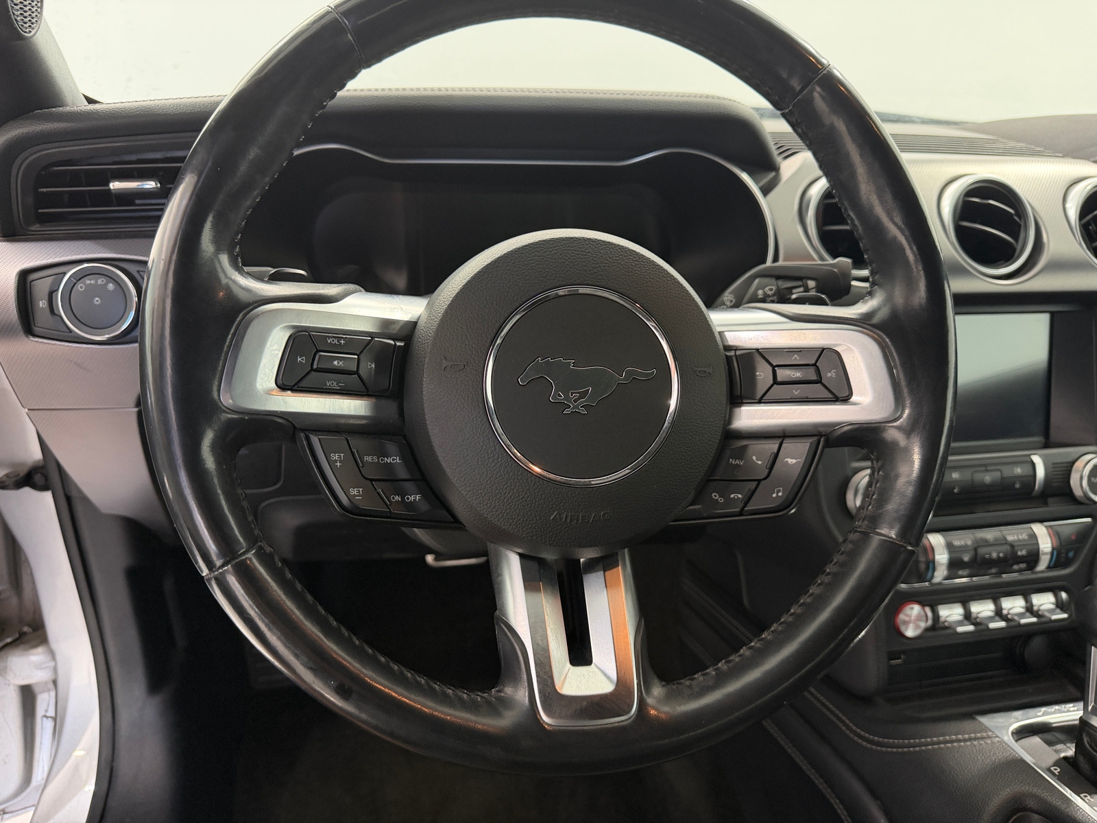 Thumbnail: 2018 Ford Mustang - 4