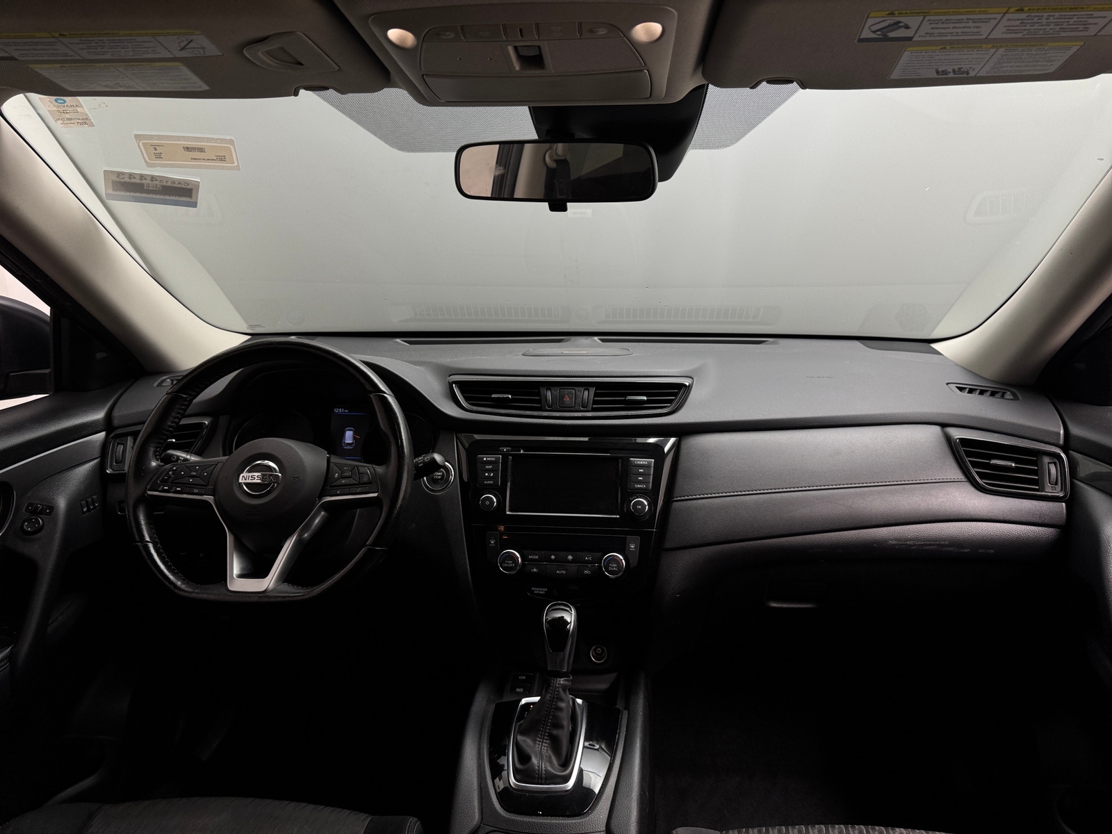 Thumbnail: 2020 Nissan Rogue - 3