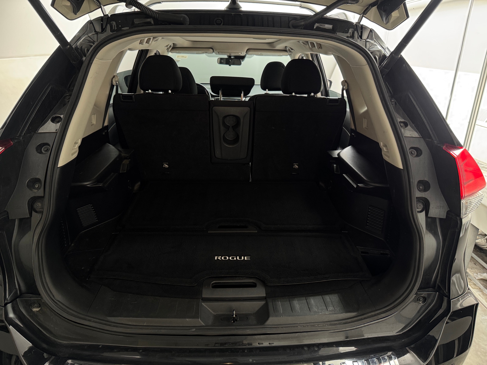 Thumbnail: 2020 Nissan Rogue - 7