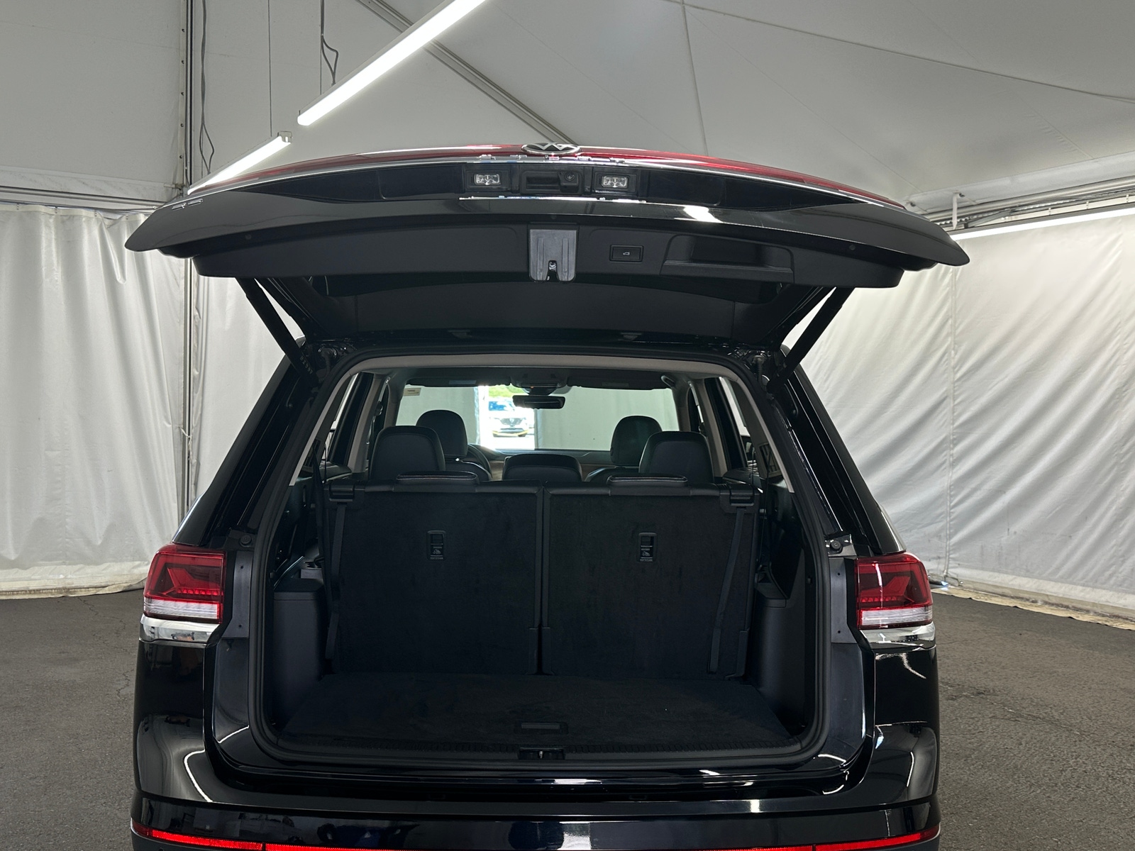Thumbnail: 2026 Volkswagen Atlas - 6