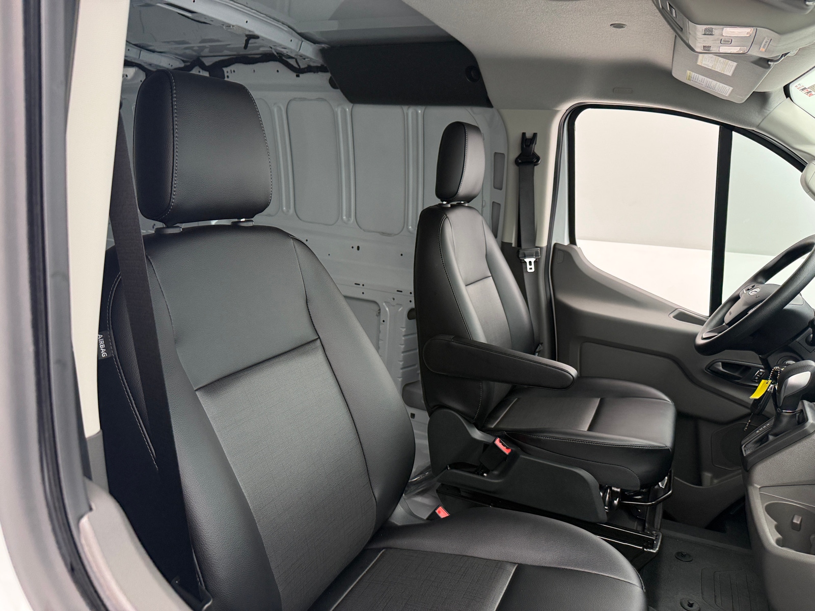 Thumbnail: 2024 Ford Transit Series - 2