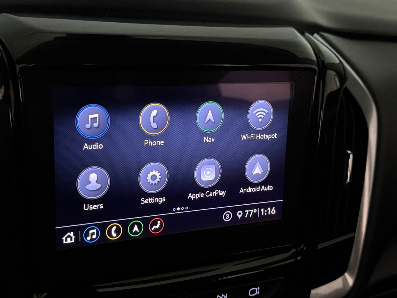 Thumbnail: 2020 Chevrolet Traverse - 3