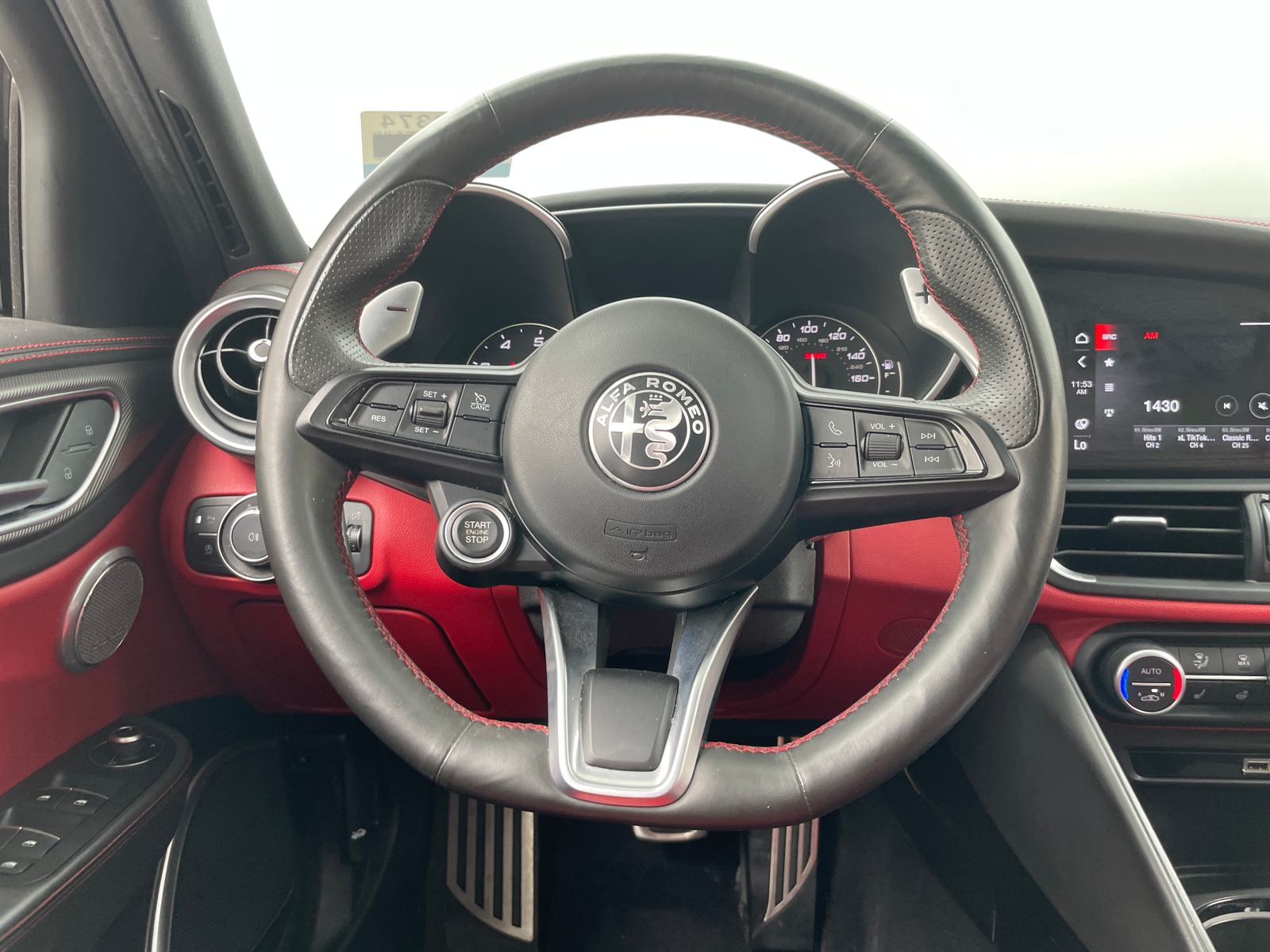 Thumbnail: 2020 Alfa Romeo Giulia - 4