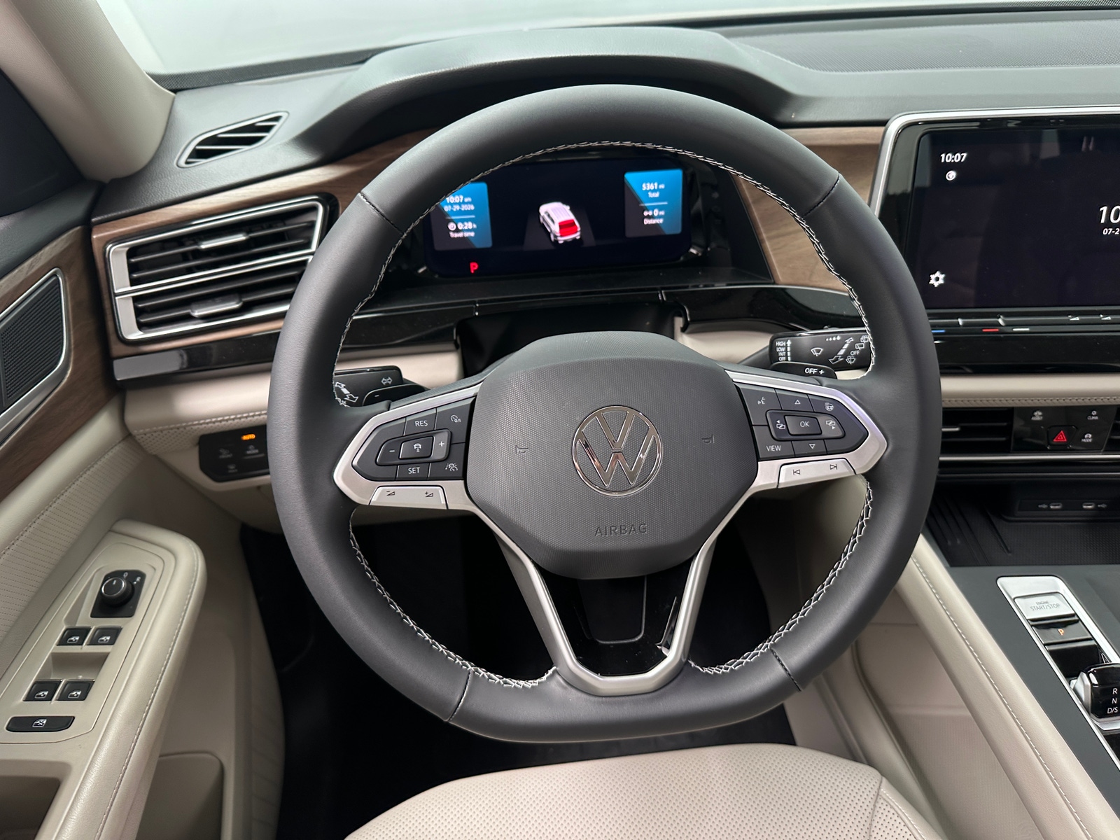 Thumbnail: 2026 Volkswagen Atlas - 4