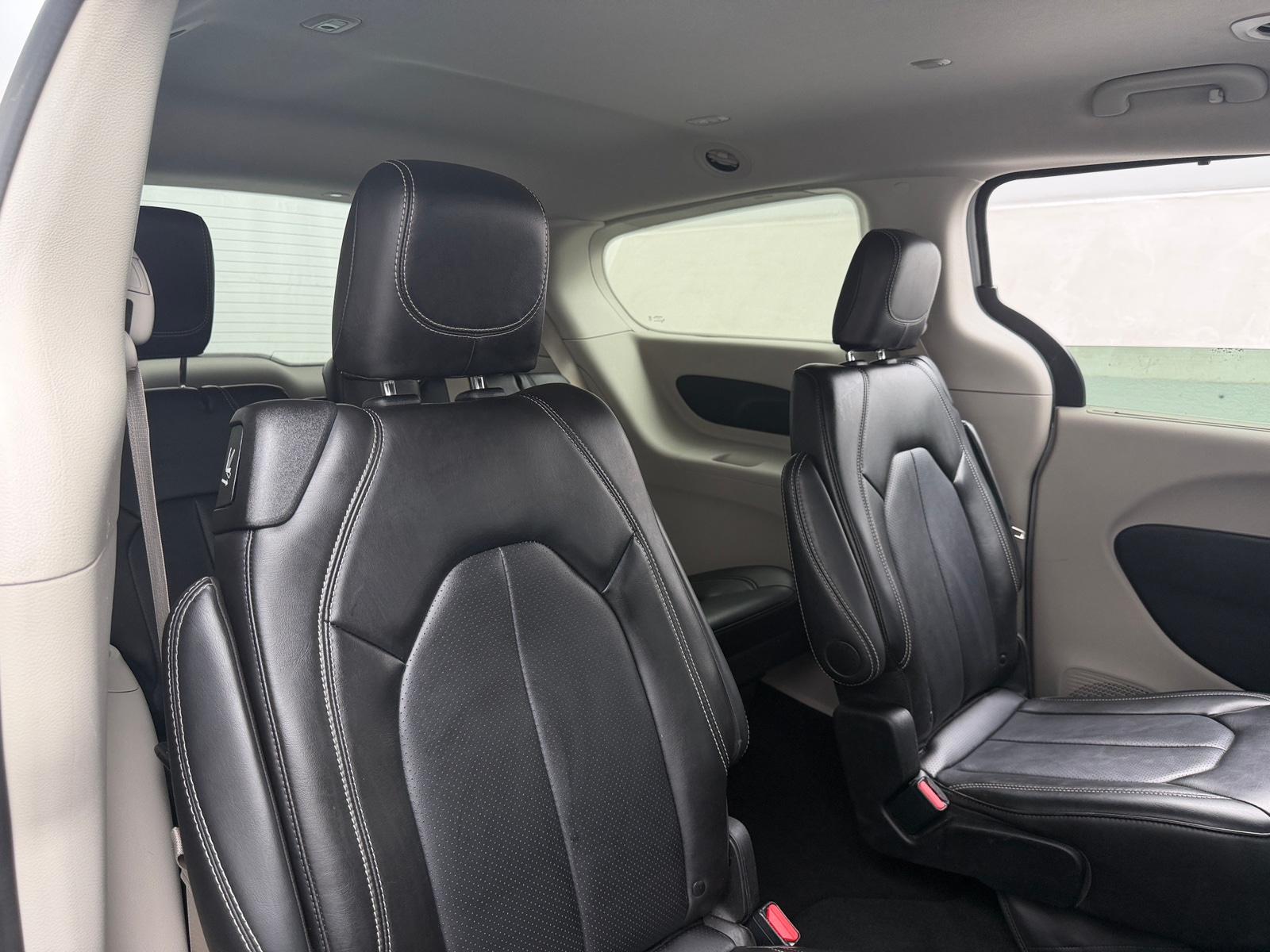 Thumbnail: 2024 Chrysler Pacifica - 5