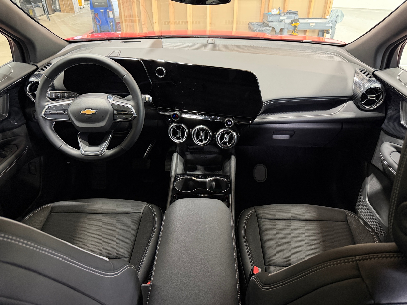 Thumbnail: 2024 Chevrolet Blazer EV - 2