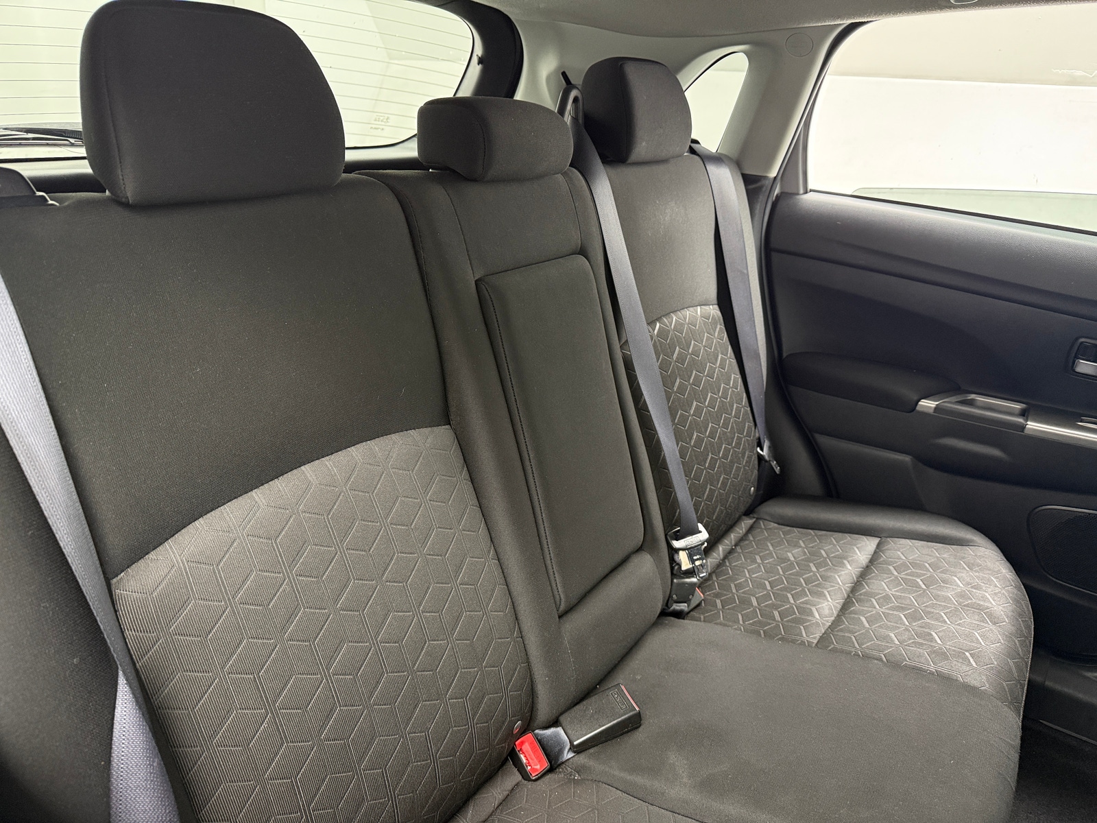 Thumbnail: 2021 Mitsubishi Outlander Sport - 6