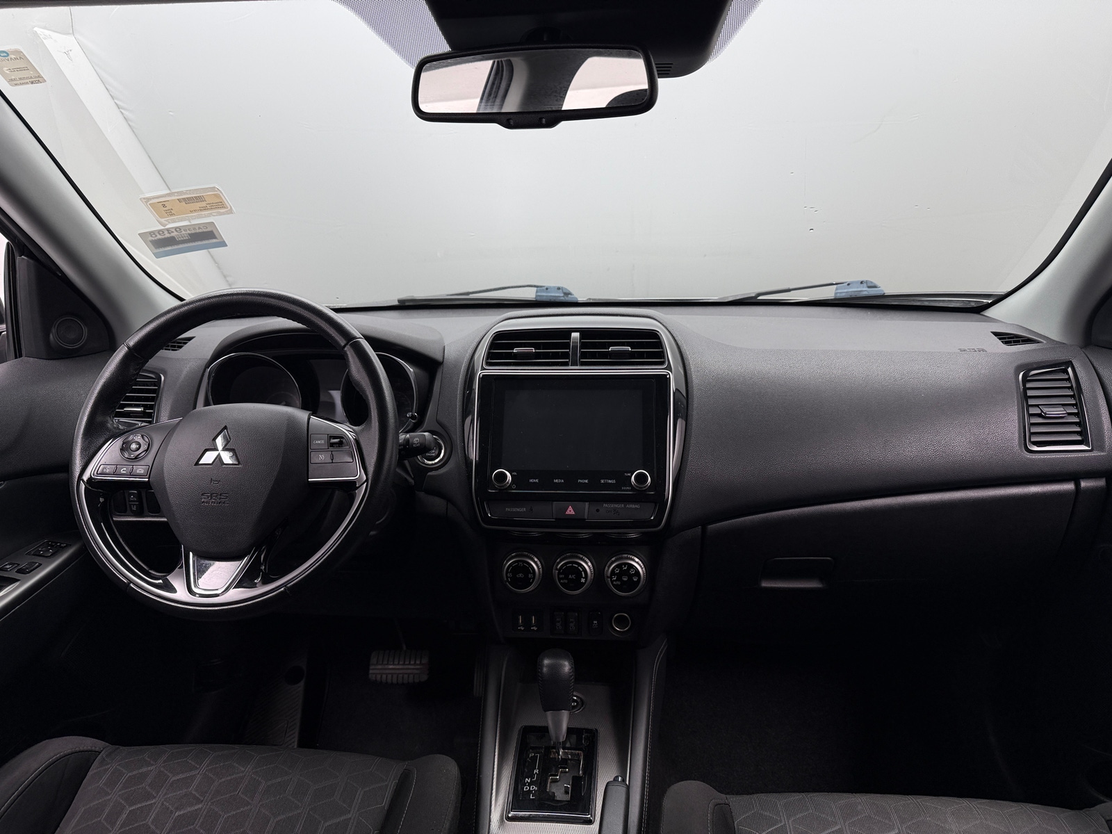 Thumbnail: 2021 Mitsubishi Outlander Sport - 3