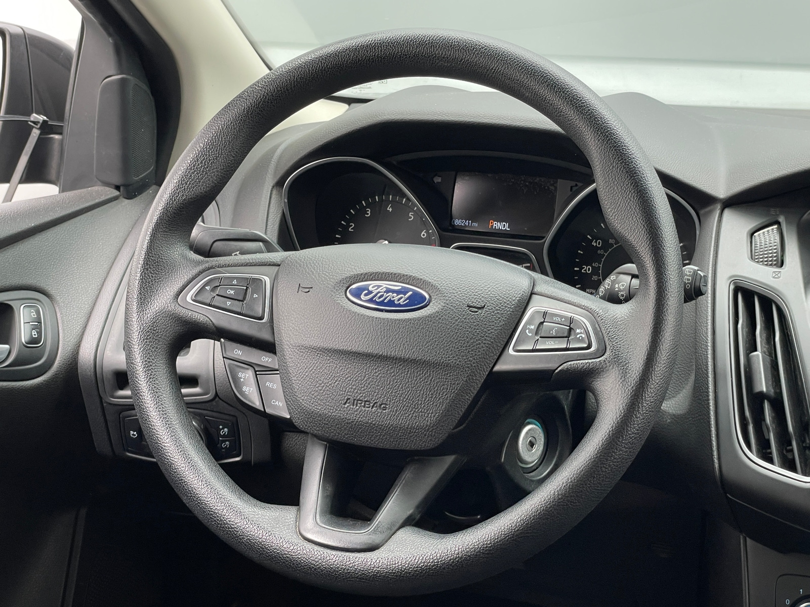 Thumbnail: 2016 Ford Focus - 5
