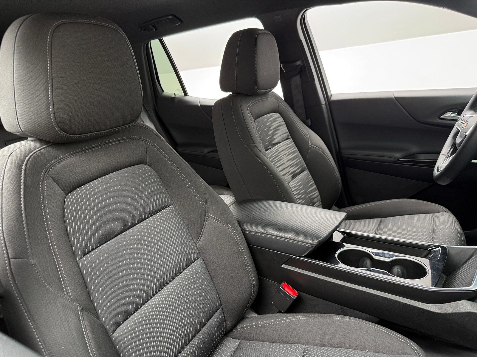 Thumbnail: 2025 Chevrolet Equinox - 2