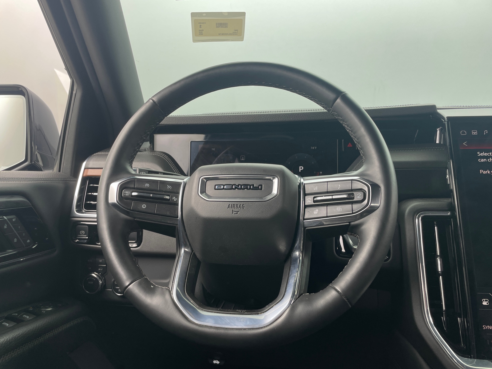 Thumbnail: 2025 GMC Yukon - 4