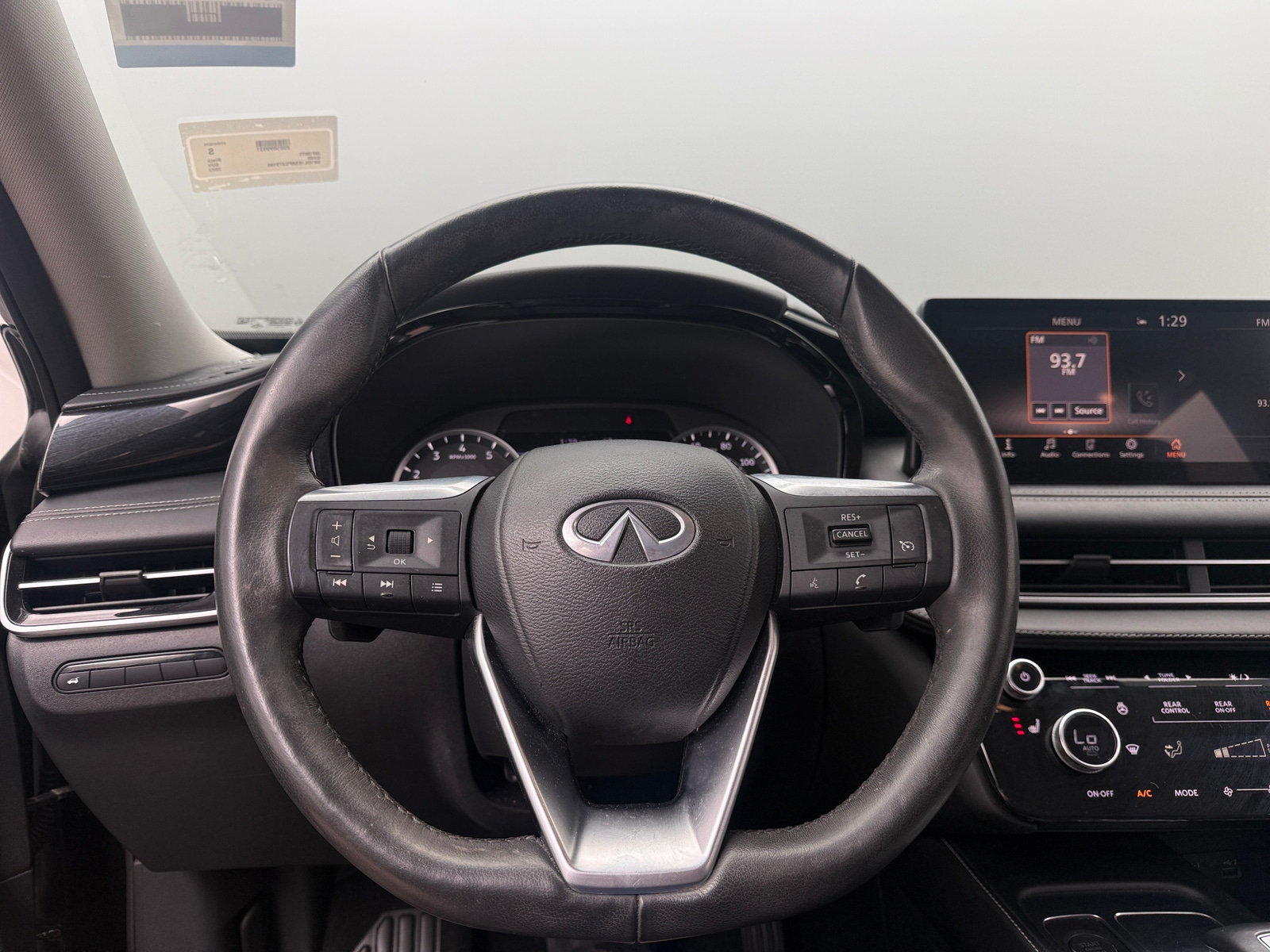 Thumbnail: 2023 INFINITI QX60 - 4