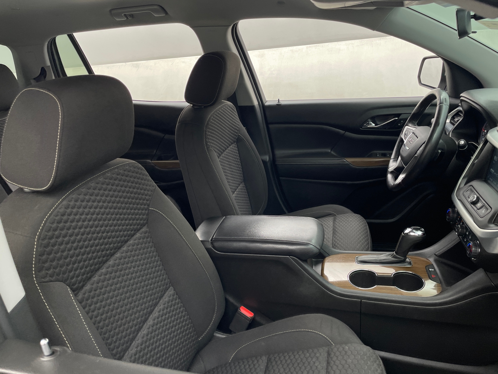 Thumbnail: 2018 GMC Acadia - 2