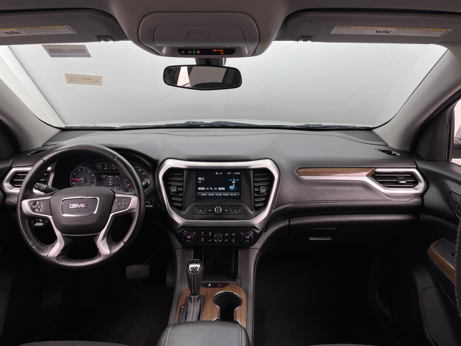 Thumbnail: 2018 GMC Acadia - 3