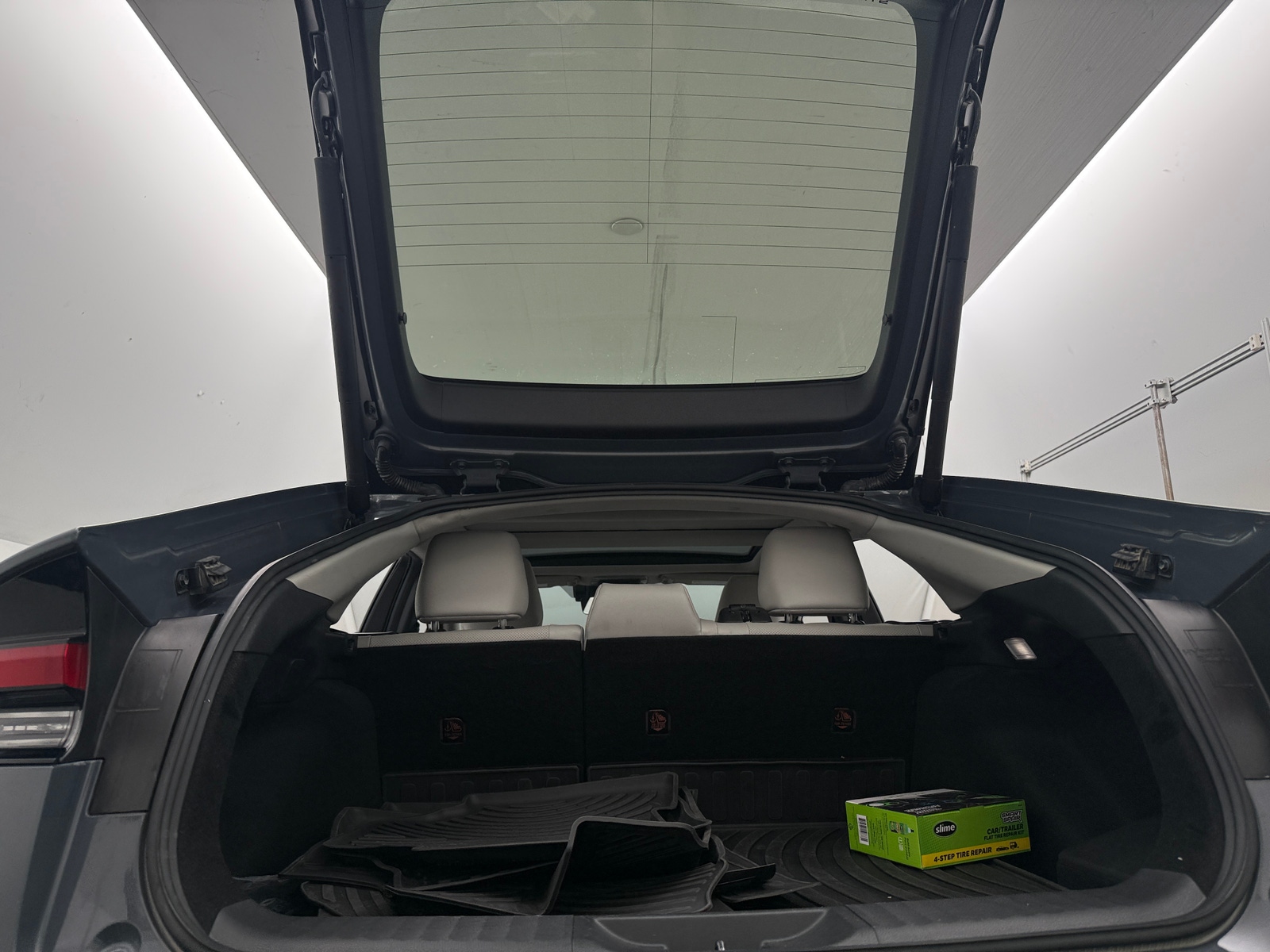Thumbnail: 2024 Toyota Prius - 6