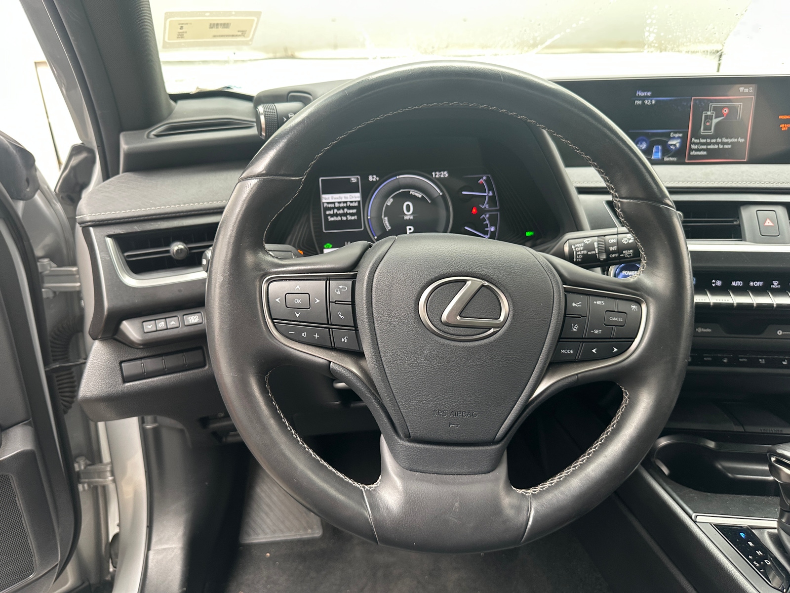 Thumbnail: 2019 Lexus UX - 4