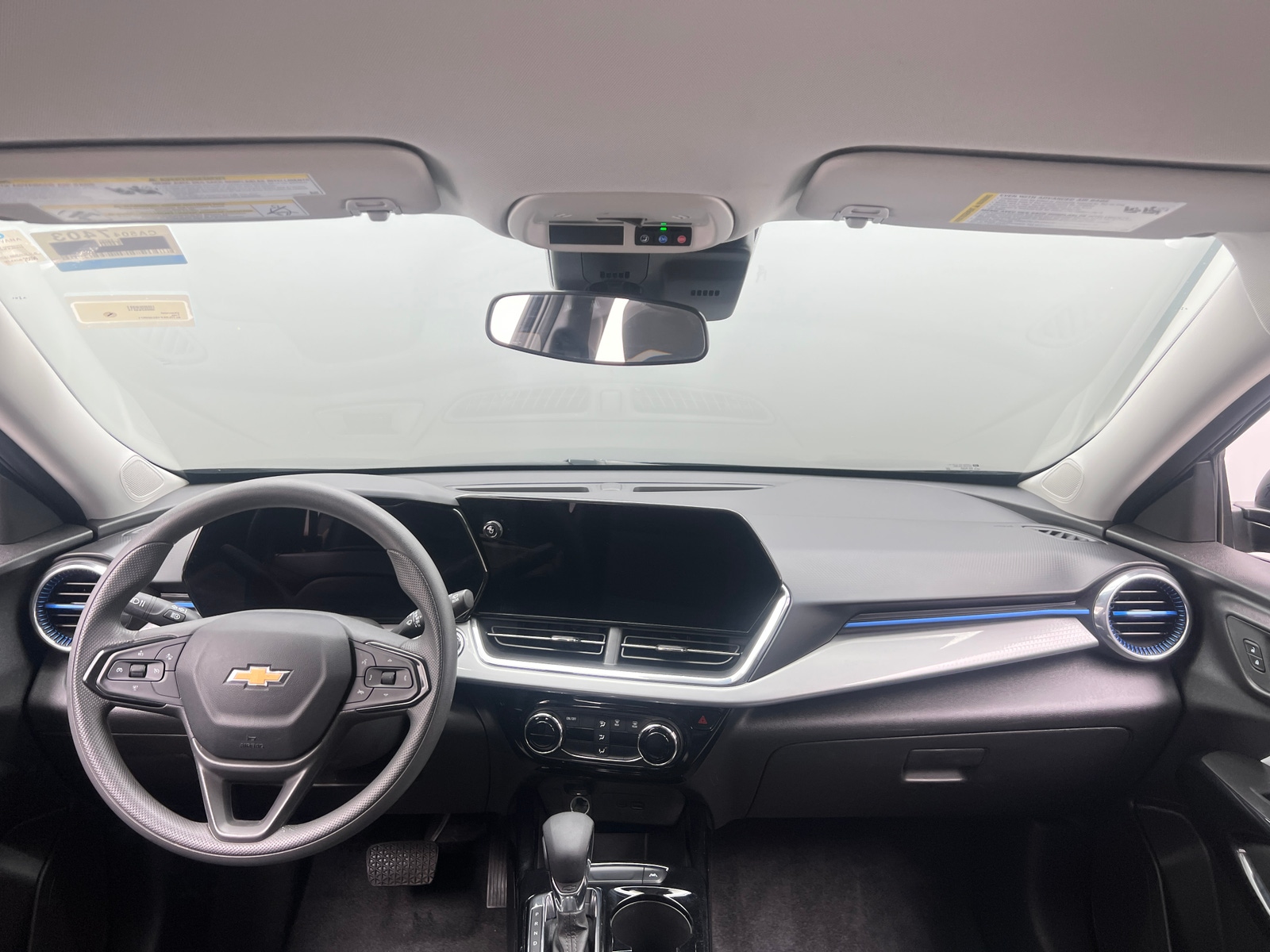 Thumbnail: 2025 Chevrolet Trax - 2
