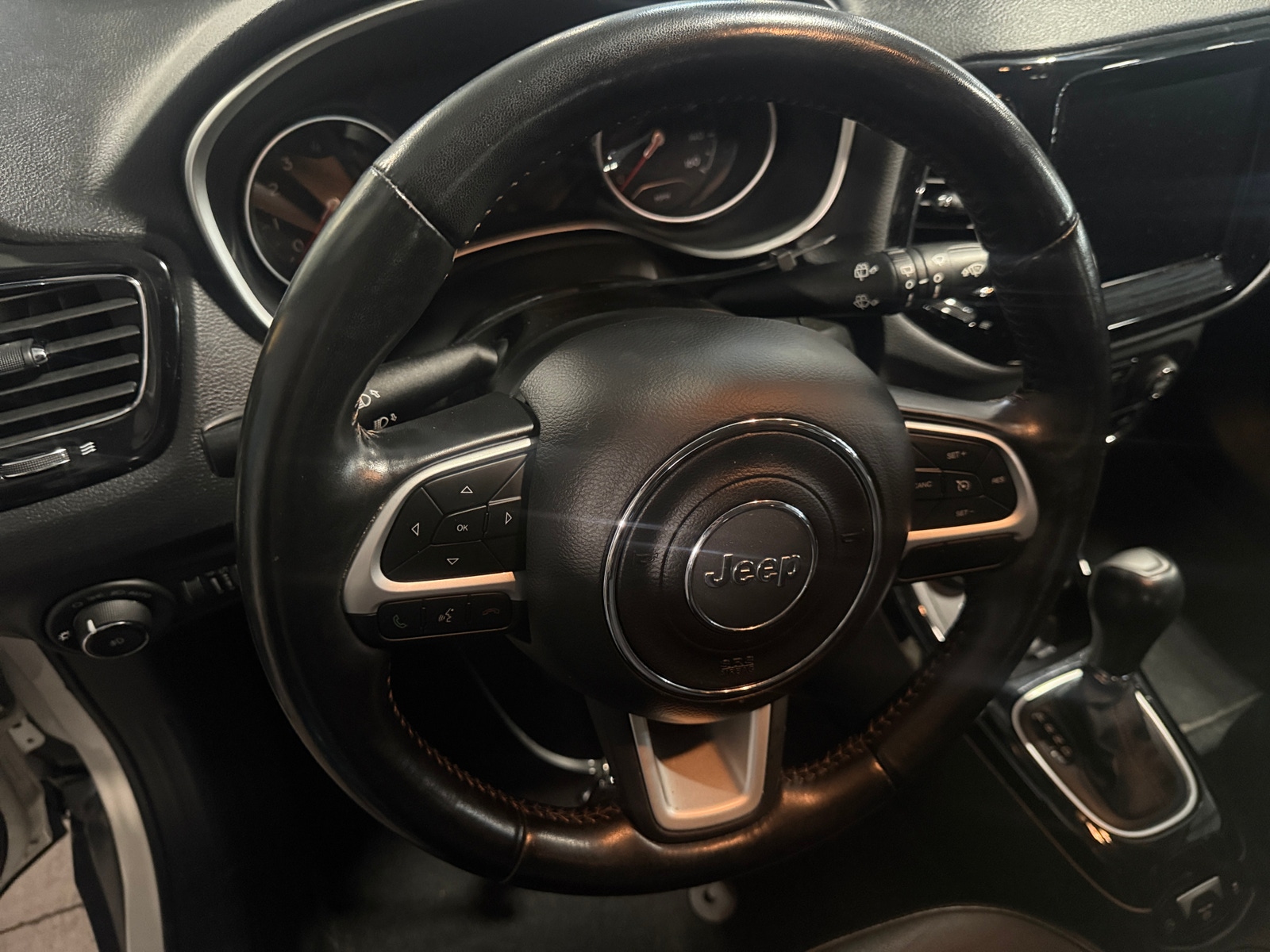 Thumbnail: 2020 Jeep Compass - 4