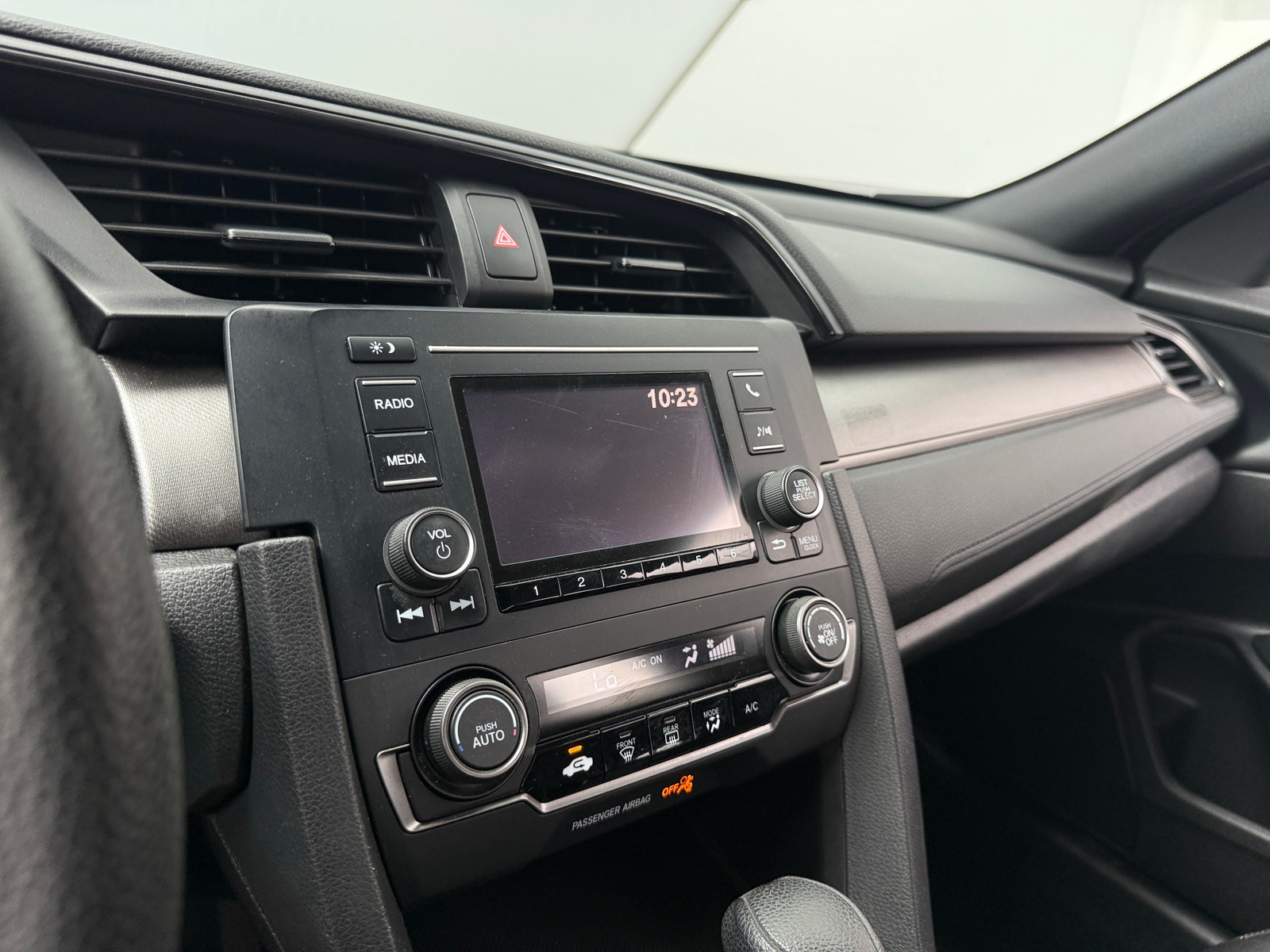 Thumbnail: 2018 Honda Civic - 4
