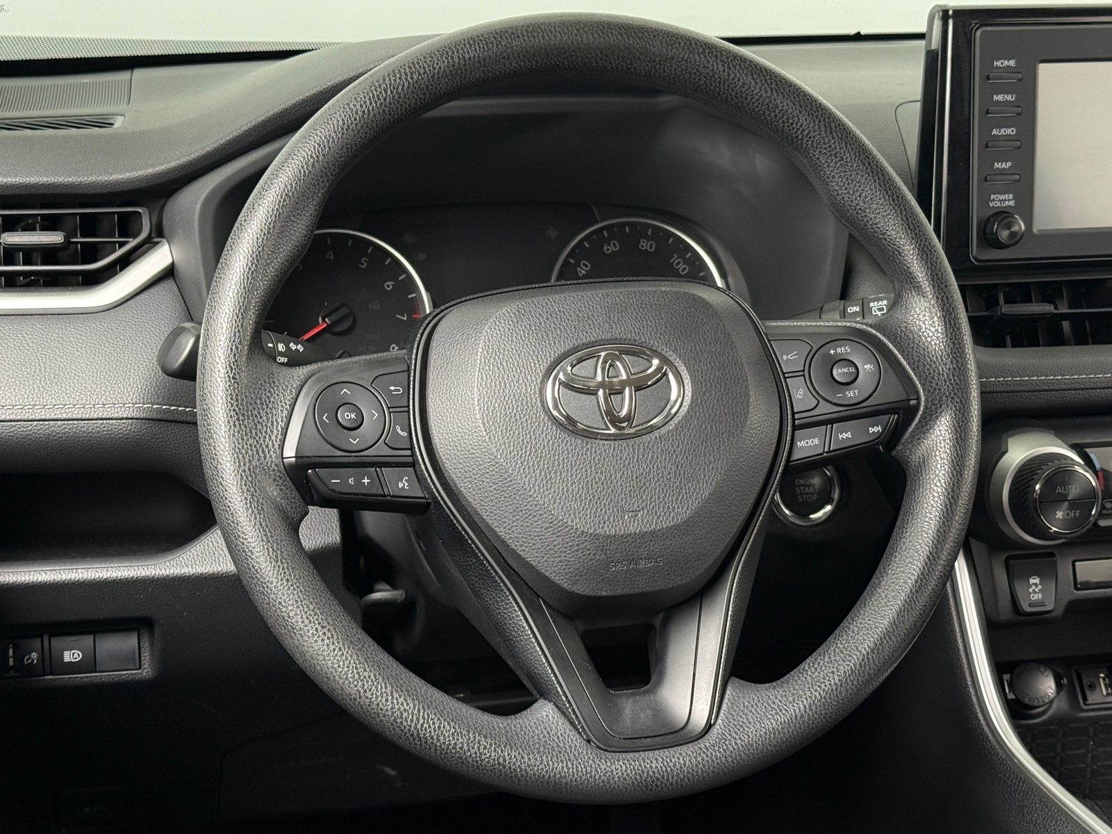 Thumbnail: 2019 Toyota RAV4 - 5