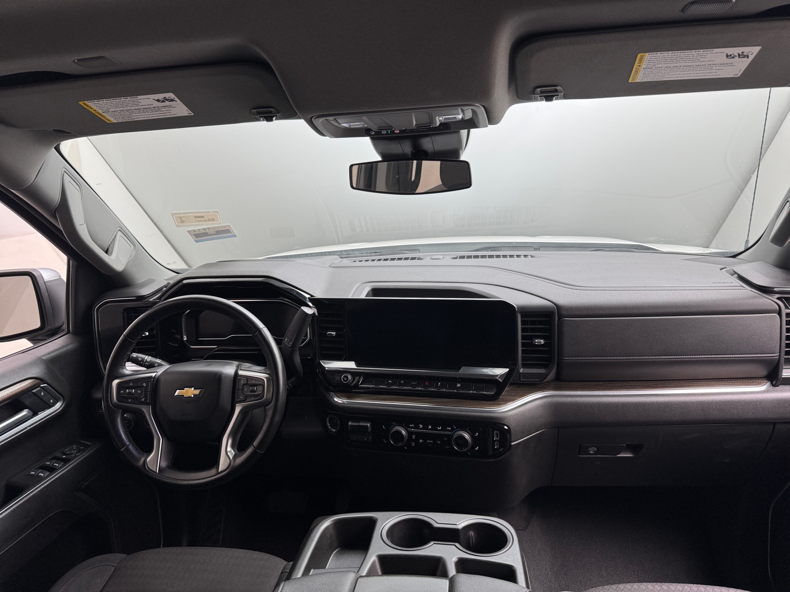 Thumbnail: 2025 Chevrolet Silverado 1500 - 3