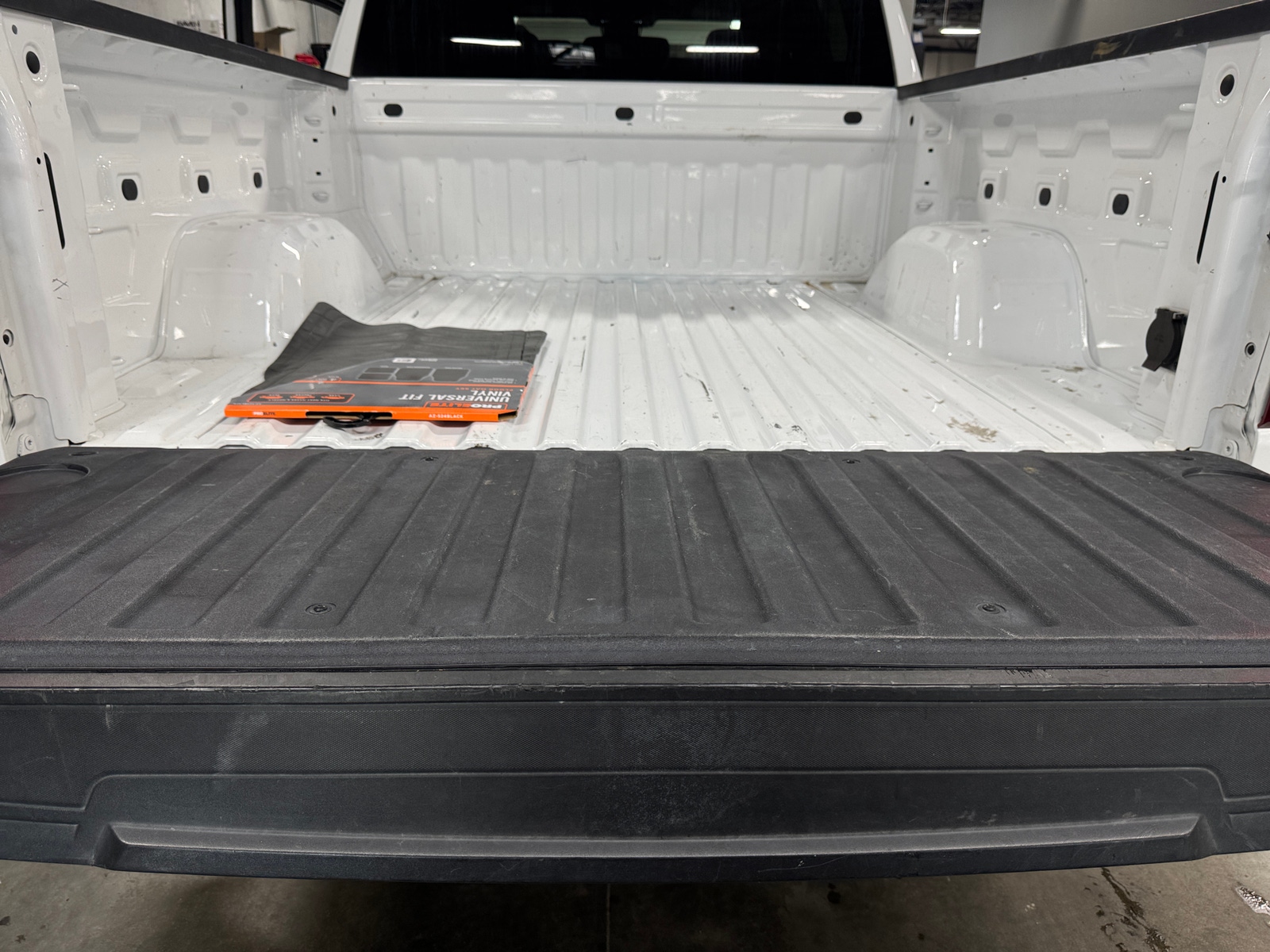 Thumbnail: 2025 Chevrolet Silverado 1500 - 7