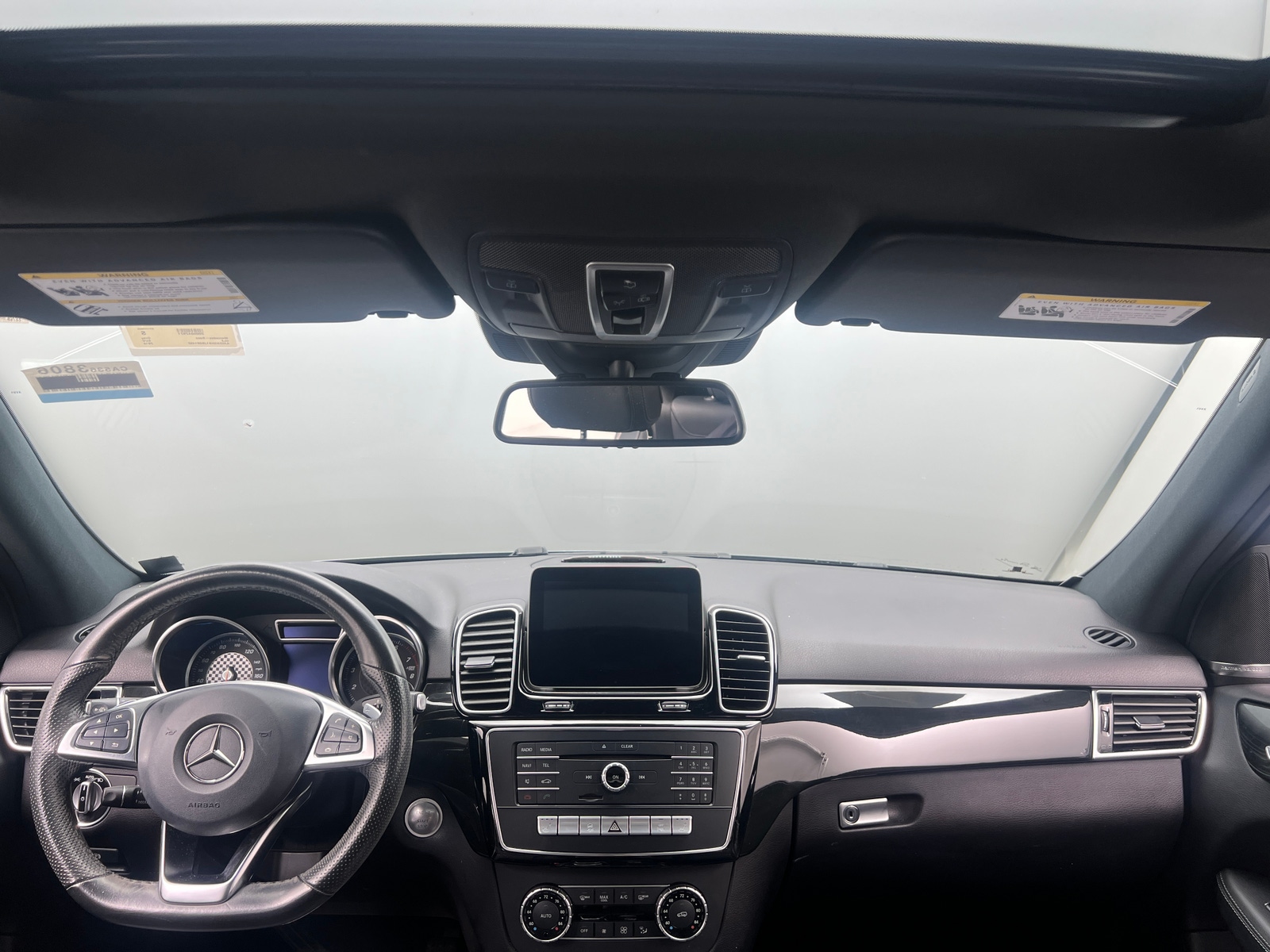 Thumbnail: 2018 Mercedes-Benz GLE - 2