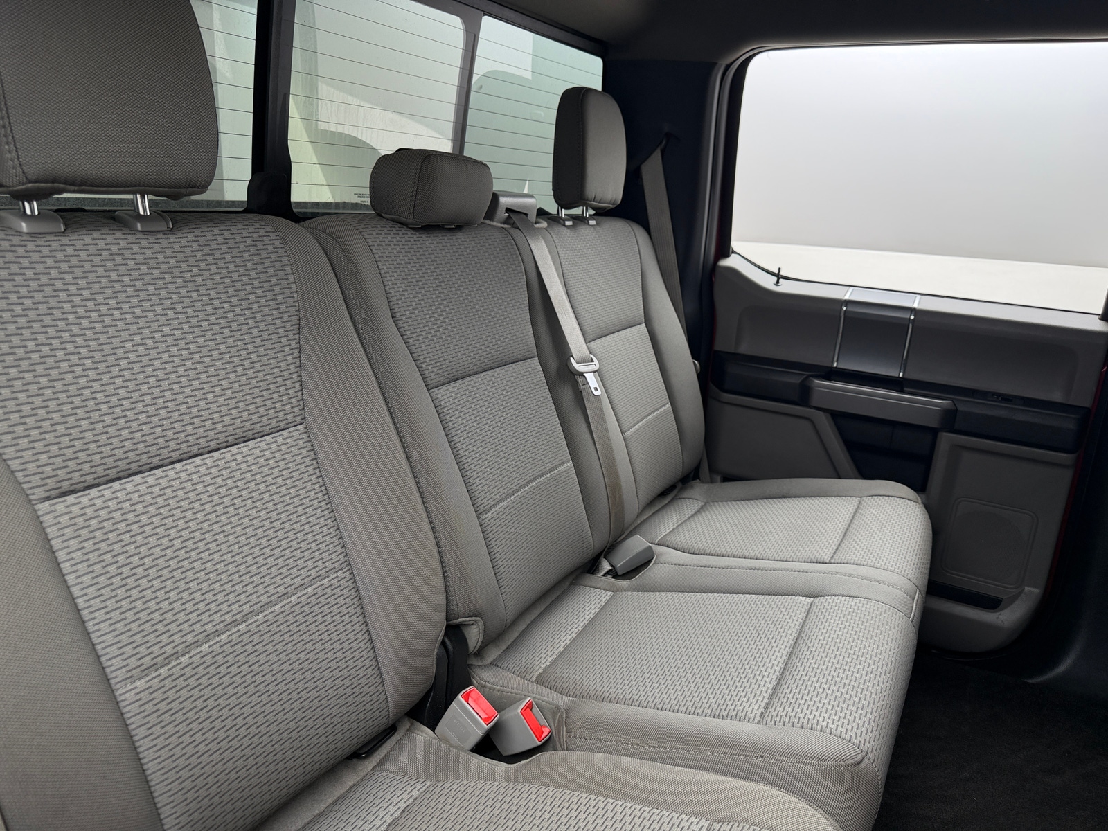 Thumbnail: 2018 Ford Econoline - 6