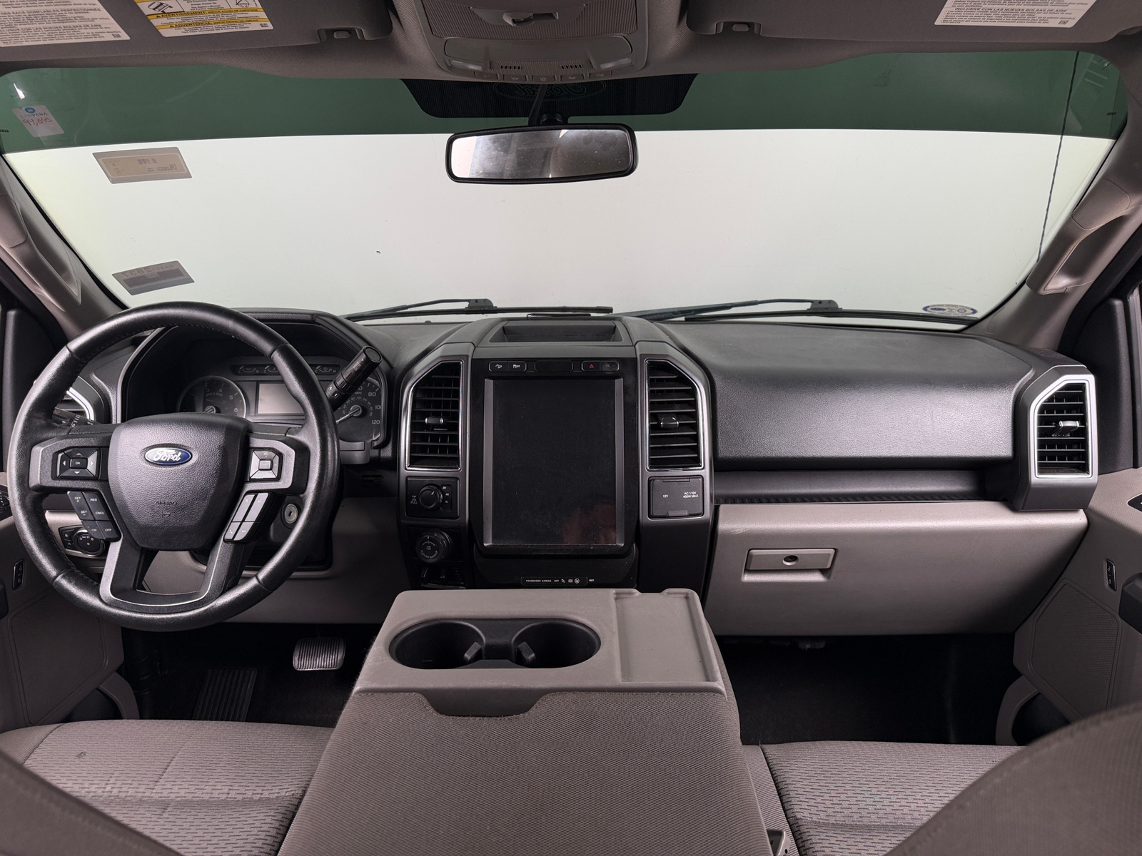 Thumbnail: 2018 Ford Econoline - 3
