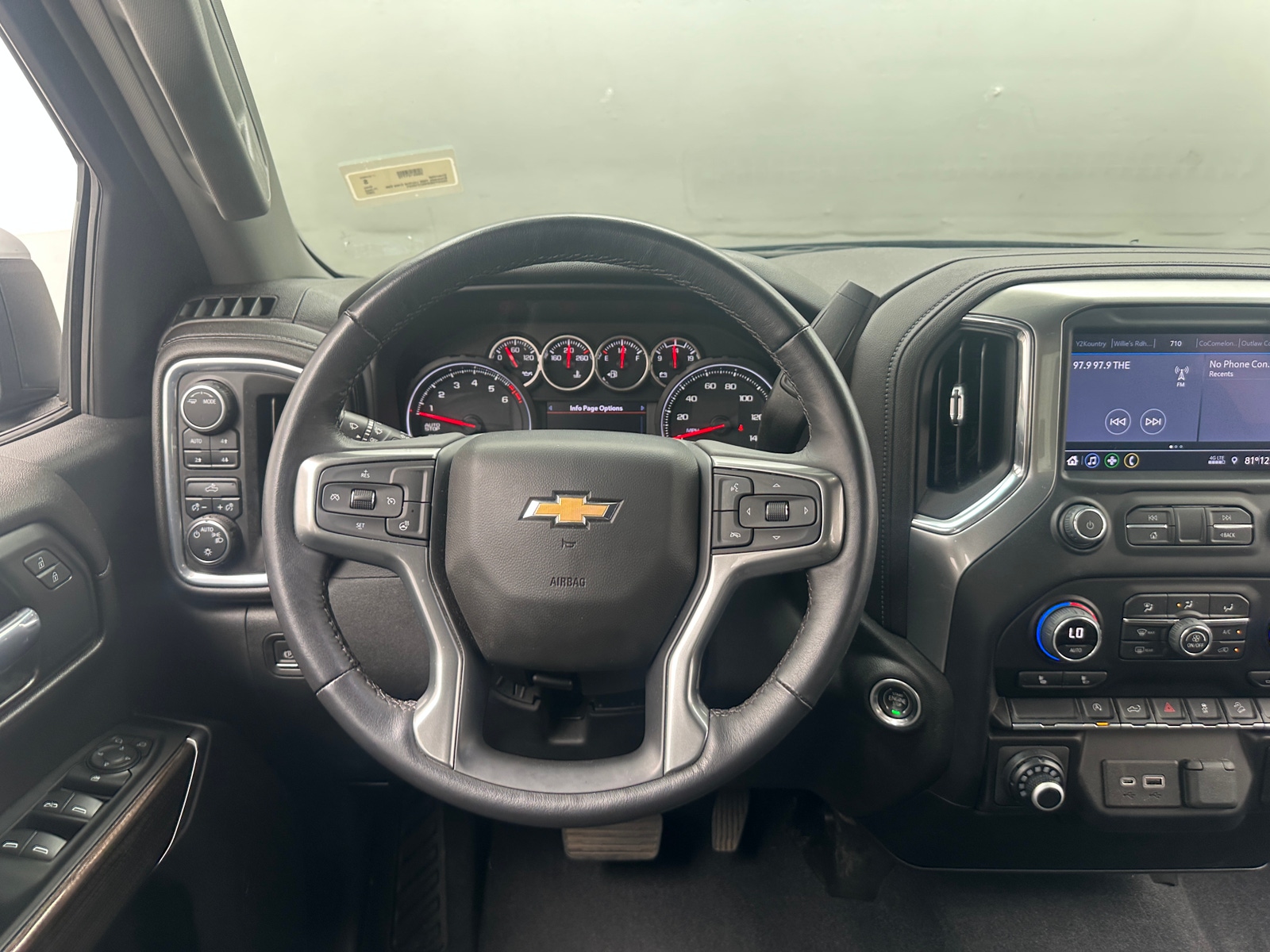 Thumbnail: 2022 Chevrolet Silverado 1500 - 5
