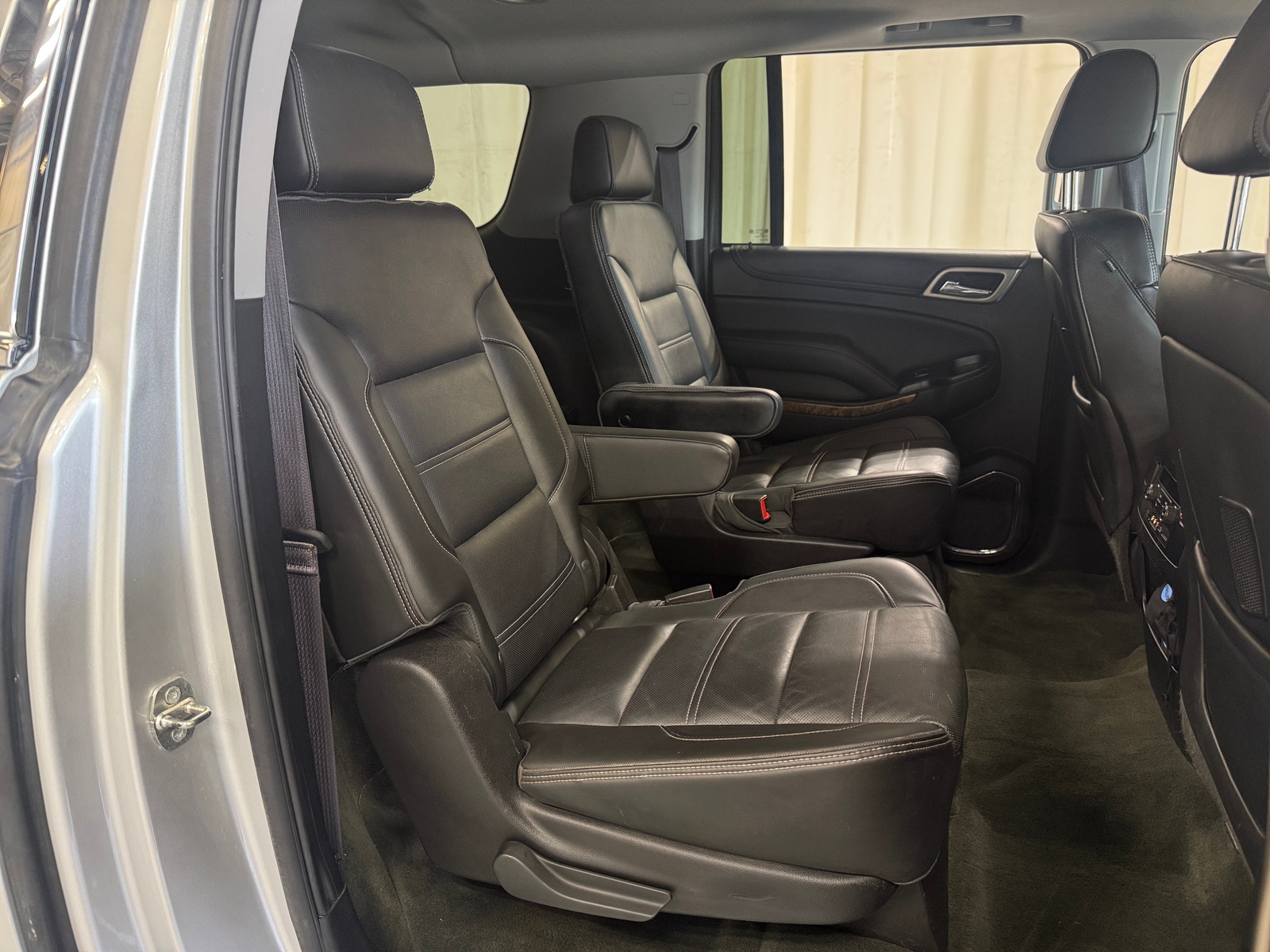 Thumbnail: 2015 GMC Yukon XL - 5