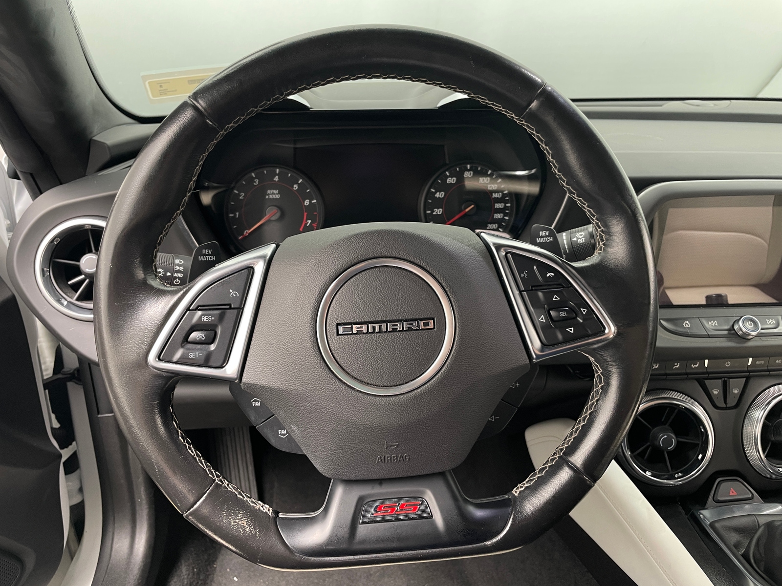Thumbnail: 2018 Chevrolet Camaro - 5