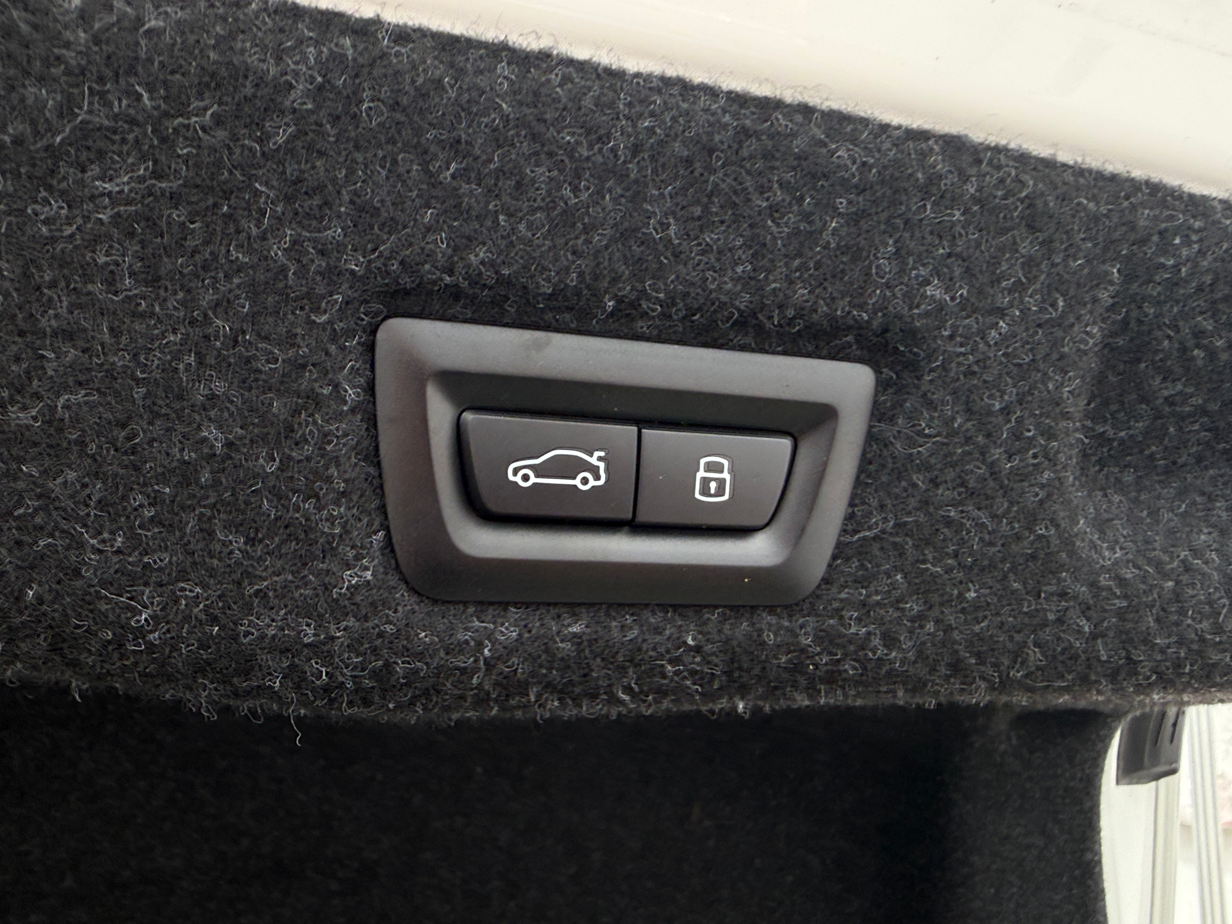 Used 2025 BMW i5 40 with VIN WBY13HG04SCT78578 for sale in Pewaukee, WI