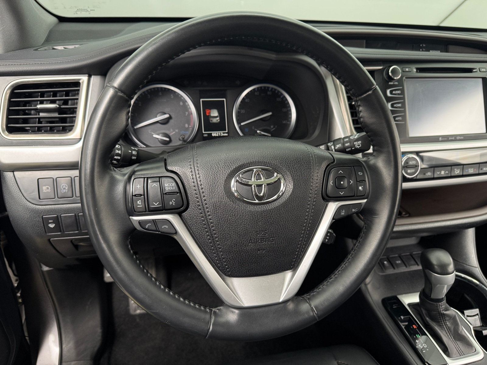 Thumbnail: 2019 Toyota Highlander - 4